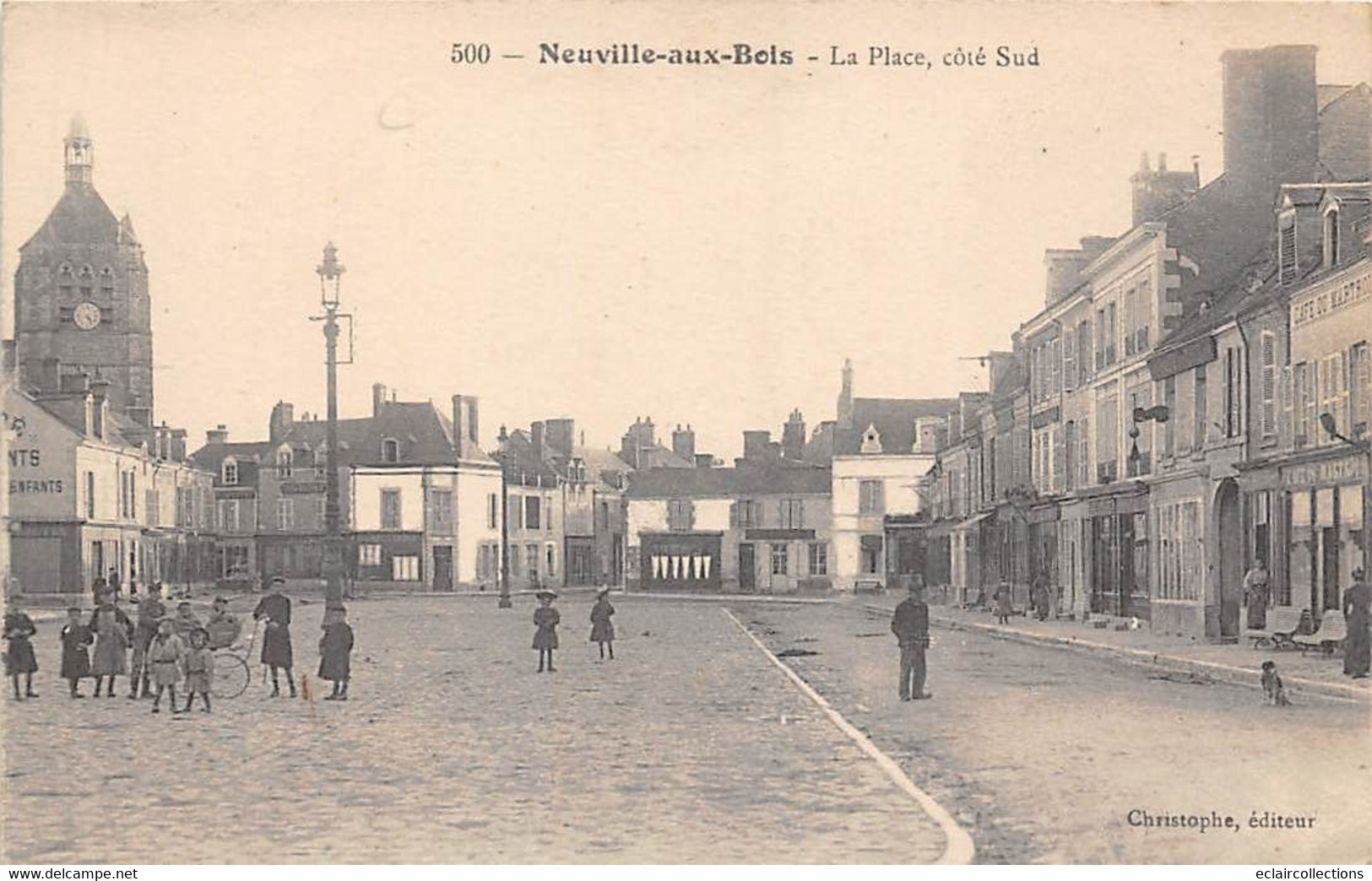 Neuville-aux-Bois          45         La Place Côté Sud                (voir Scan) - Andere & Zonder Classificatie