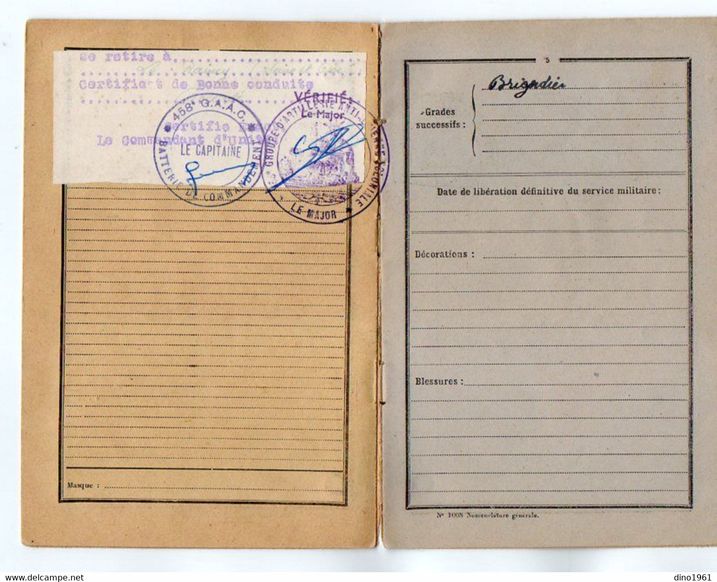 VP19.029 - MILITARIA - PARIS 1950 - Livret Militaire - Mr P.E.A. SAINT Brigadier Au 458 è G.A.A.C. Né à LE RAINCY - Dokumente