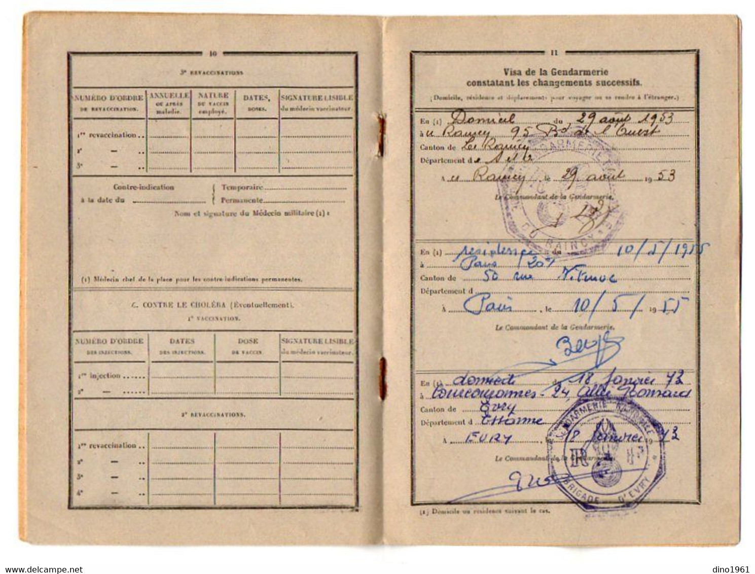 VP19.029 - MILITARIA - PARIS 1950 - Livret Militaire - Mr P.E.A. SAINT Brigadier Au 458 è G.A.A.C. Né à LE RAINCY - Documentos