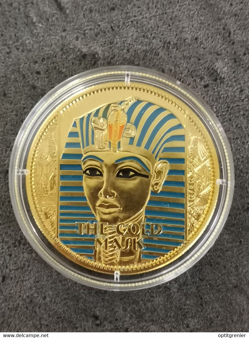 250 SHILLINGS 2009 SOMALIE THE GOLD MASK LES TRESORS DE TOUTANKHAMON  CUPRONICKEL PLAQUE OR CAPSULE SOMALI SOMALIA - Somalia