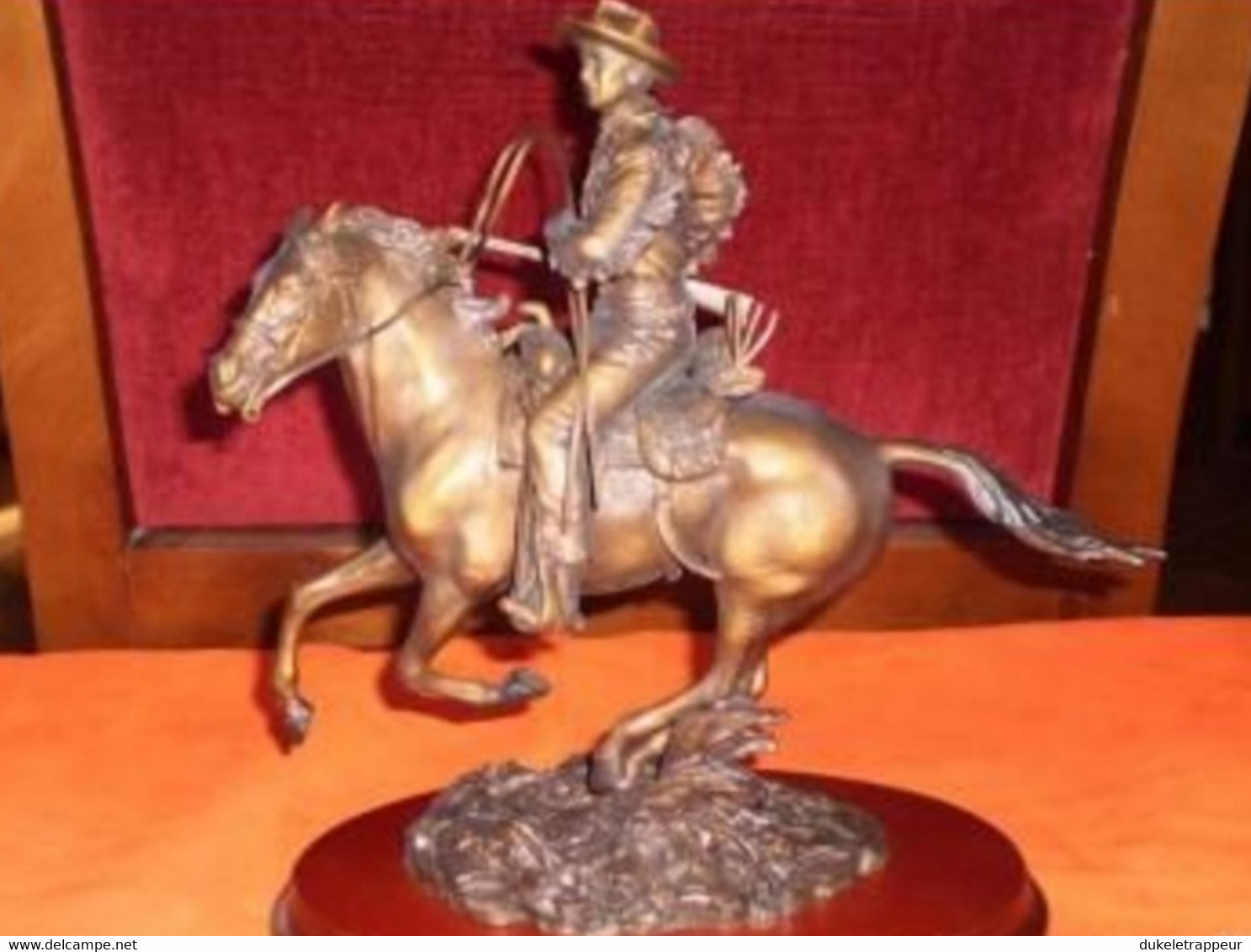 Bronze Par "FRANKLIN MINT" John WAYNE On Horseback ! Numéroté !!! - Bronzen
