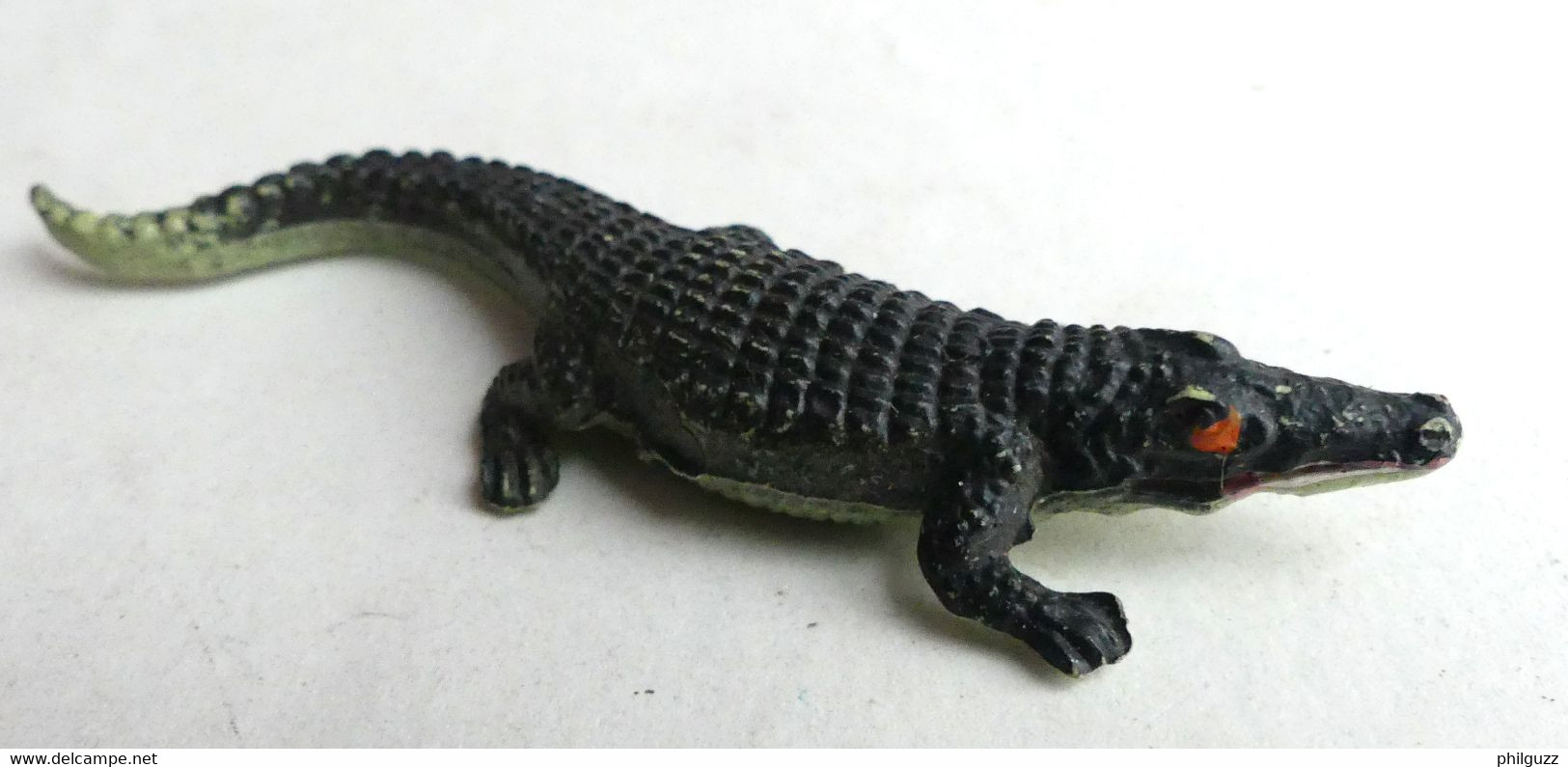 FIGURINE PUBLICITAIRE PRIOR CROCODILE Animaux Animal - Other & Unclassified