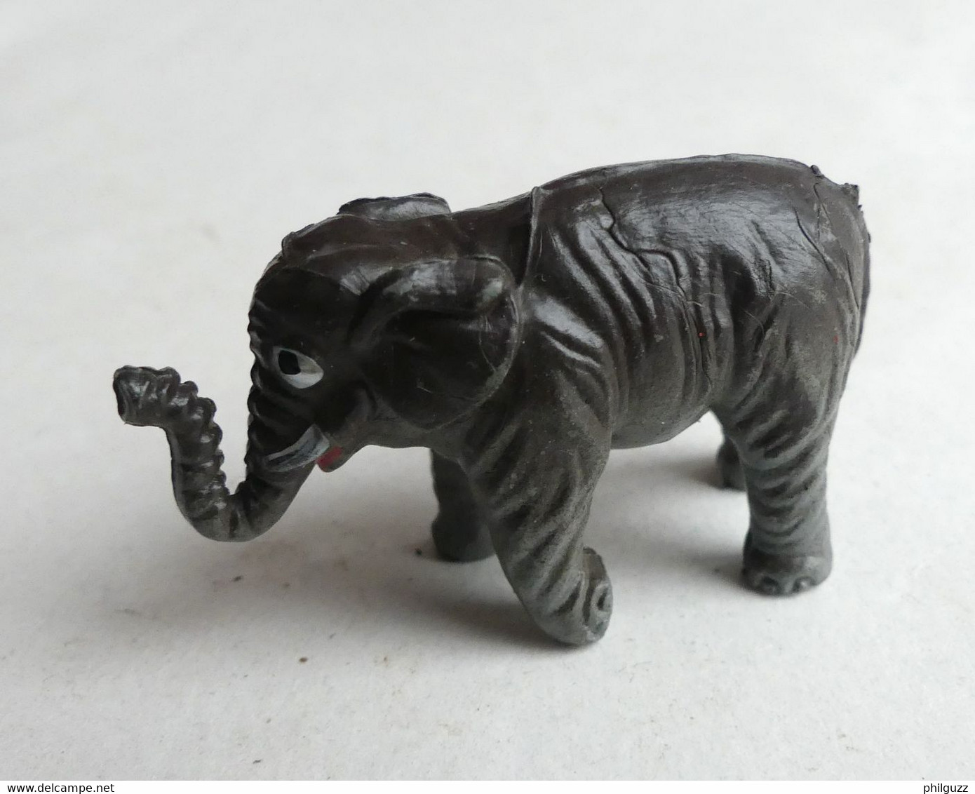 FIGURINE PUBLICITAIRE PRIOR ELEPHANT Petit Animaux Animal - Autres & Non Classés