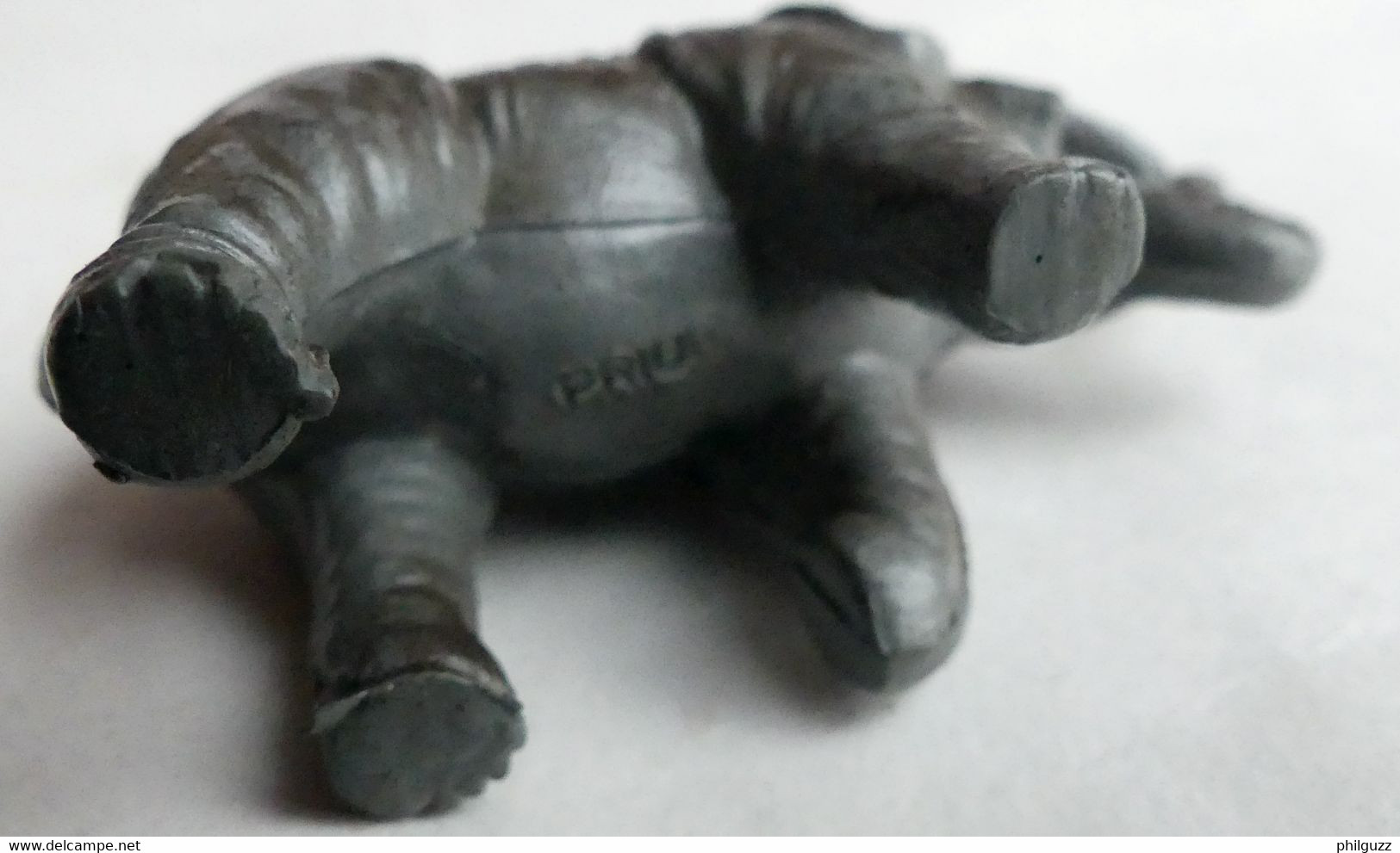 FIGURINE PUBLICITAIRE PRIOR ELEPHANT Petit Animaux Animal - Other & Unclassified