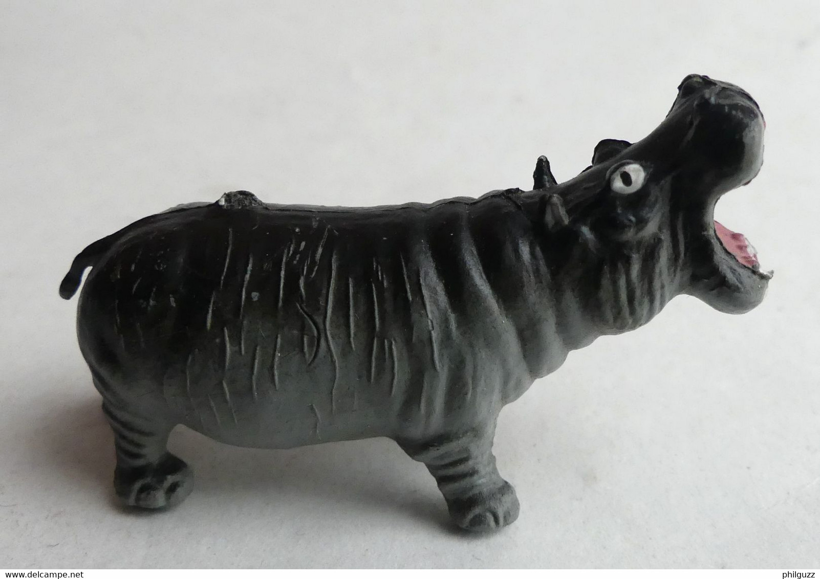 FIGURINE PUBLICITAIRE PRIOR HIPPOPOTAME Animaux Animal - Other & Unclassified