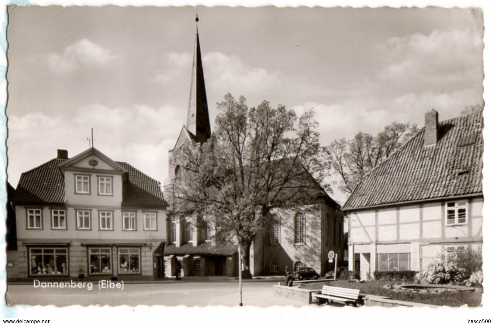 1963 DANNENBERG : La PLACE CENTRALE EGLISE COMMERCES - Dannenberg