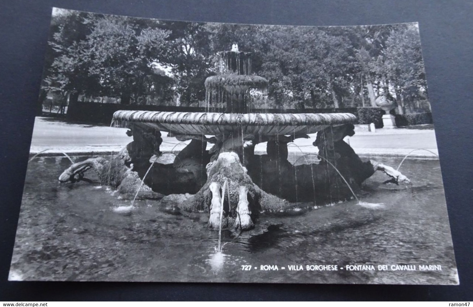 Roma - Villa Borghese - Fontana Dei Cavalli Marini - Parken & Tuinen