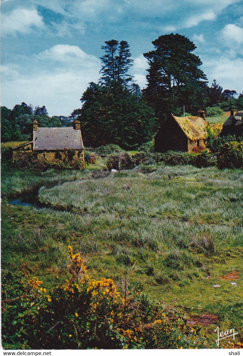 CPSM VIEILLES CHAUMIERES BRETONNES AUX ENVIRONS DU CONQUET - Le Conquet