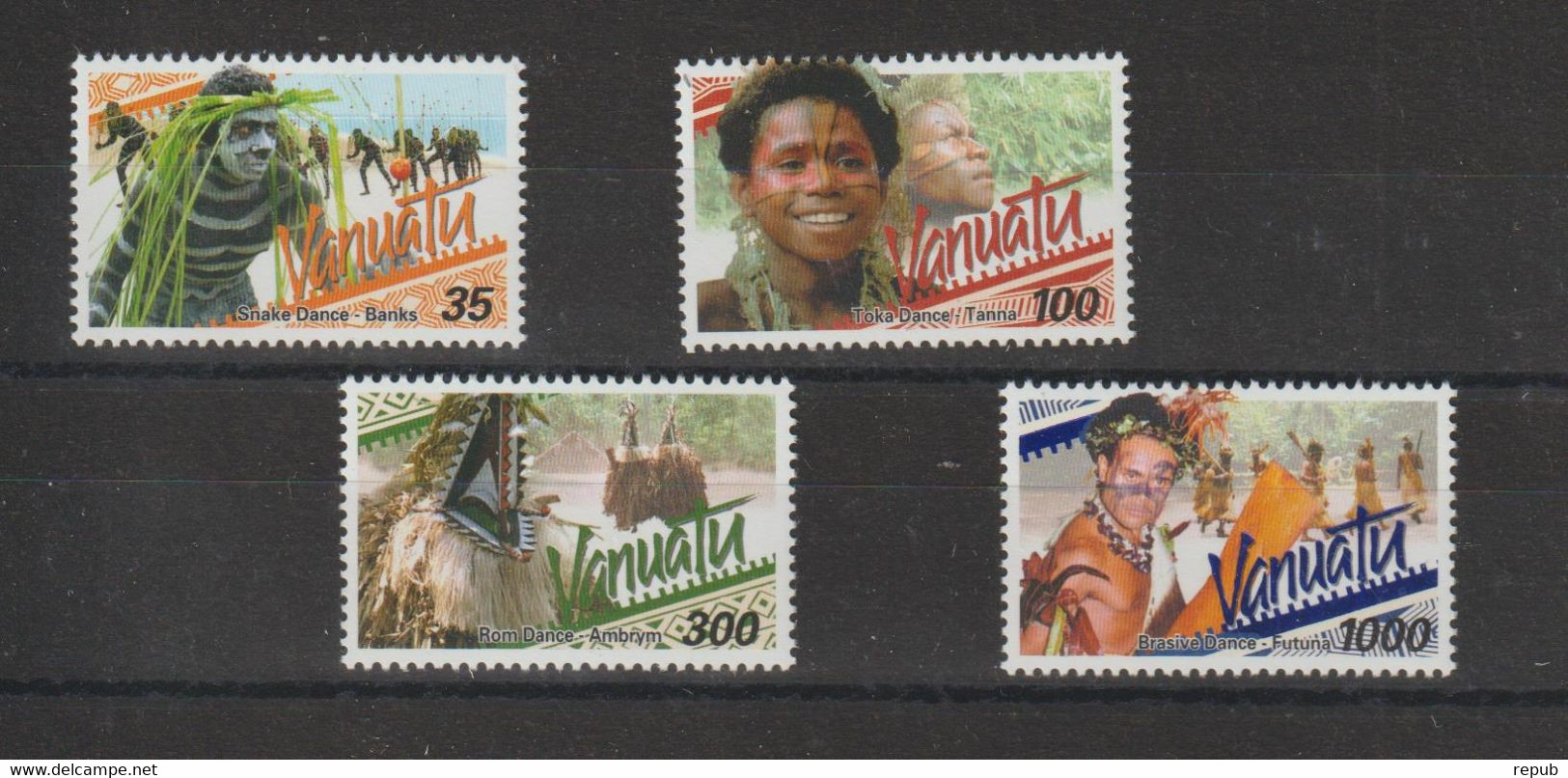 Vanuatu 2001 Série Courante Danses 1113-16, 4 Val ** MNH - Vanuatu (1980-...)