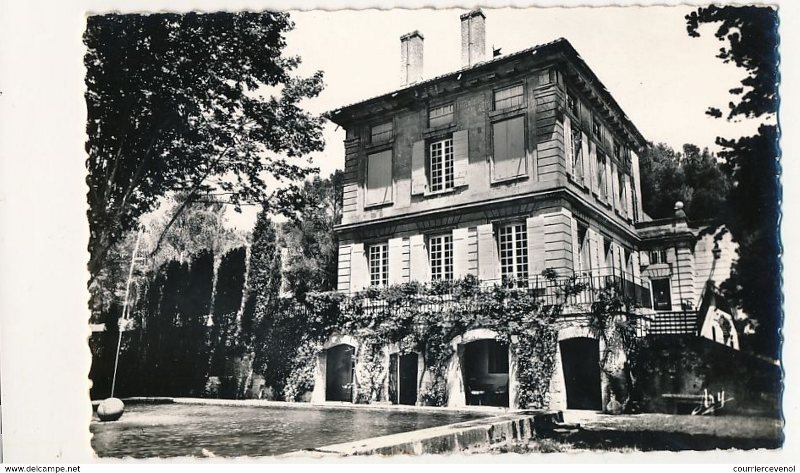 CPSM - LAMBESC (Bouches Du Rhône) - Chateau De Bidaine - Lambesc