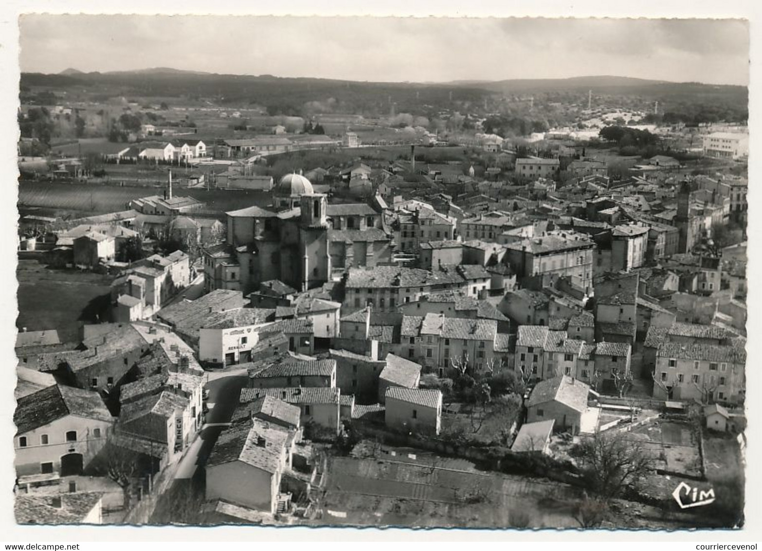 CPSM - LAMBESC (Bouches Du Rhône) - Vue Générale Aérienne - Lambesc