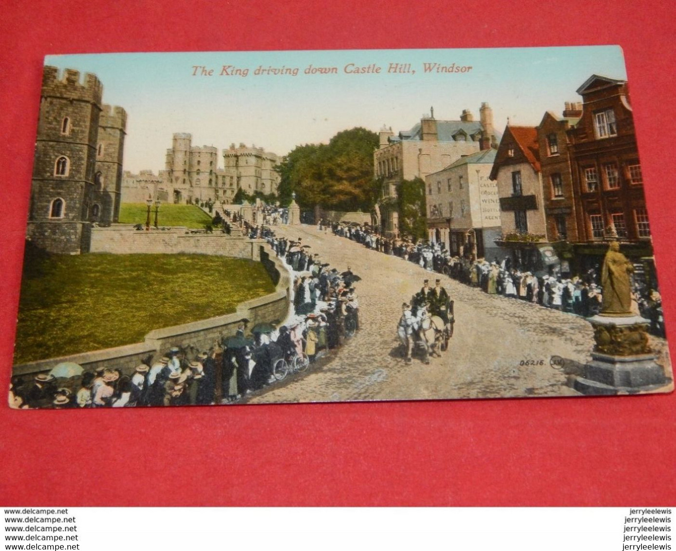 WINDSOR  -  The King Driving Castle Hill  -  1916    - - Windsor