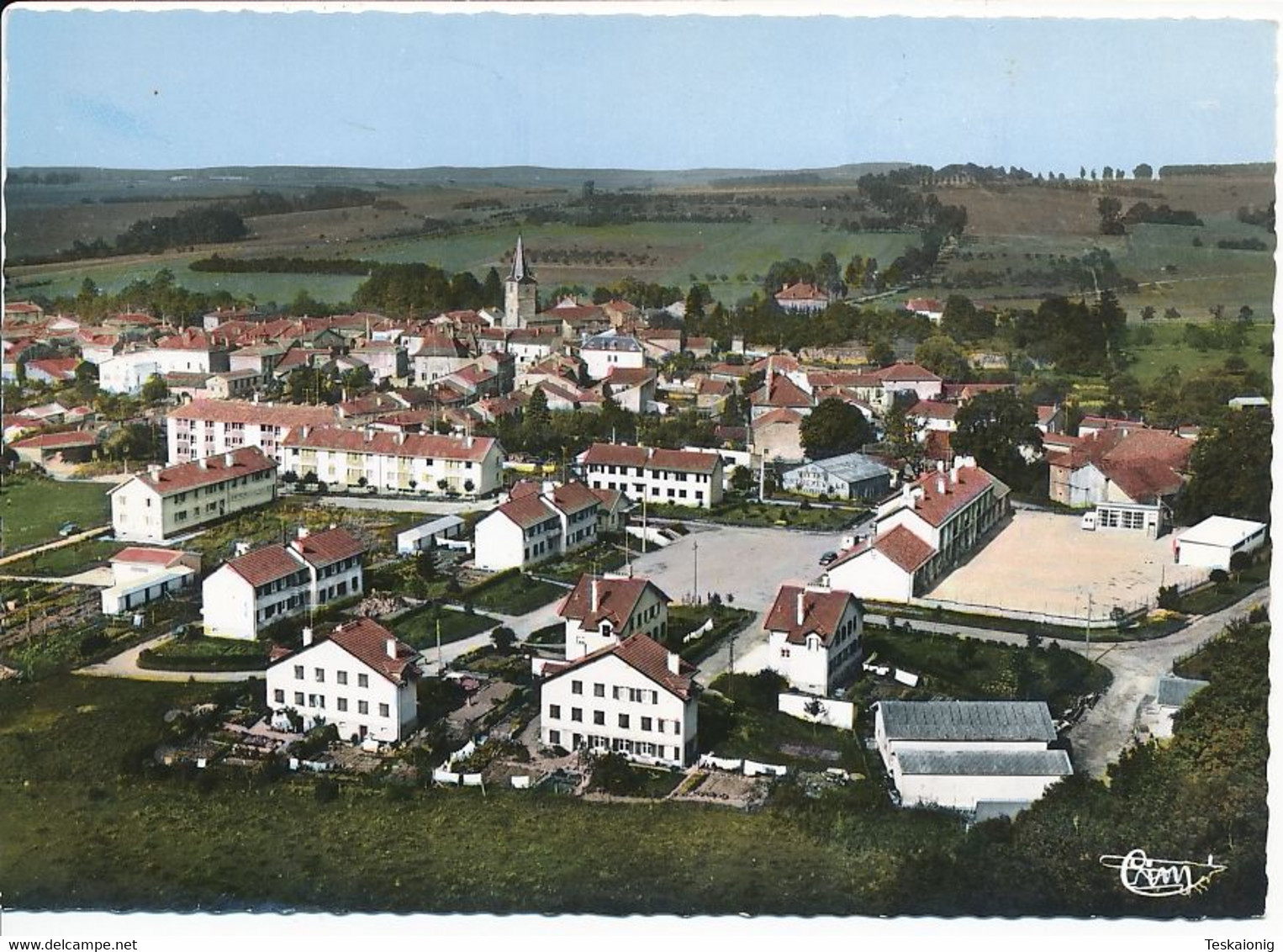 BULGNEVILLE (88.Vosges) Vue Générale Aérienne Et Les HLM - Bulgneville