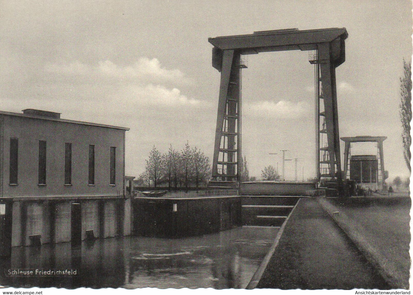 012071  Schleuse Friedrichsfeld - Voerde