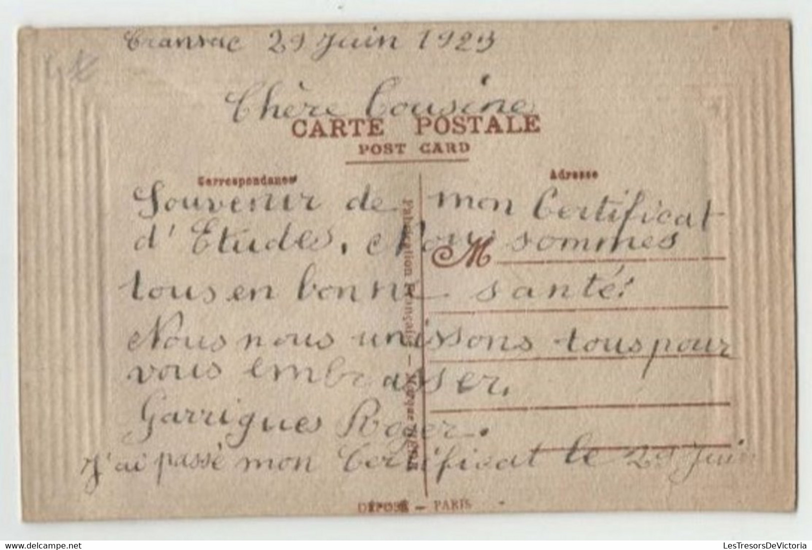 Carte Brodée Souvenir Entouré De Fleurs Affranchi Coté Vue Et Oblitéré En 1923 - Brodées