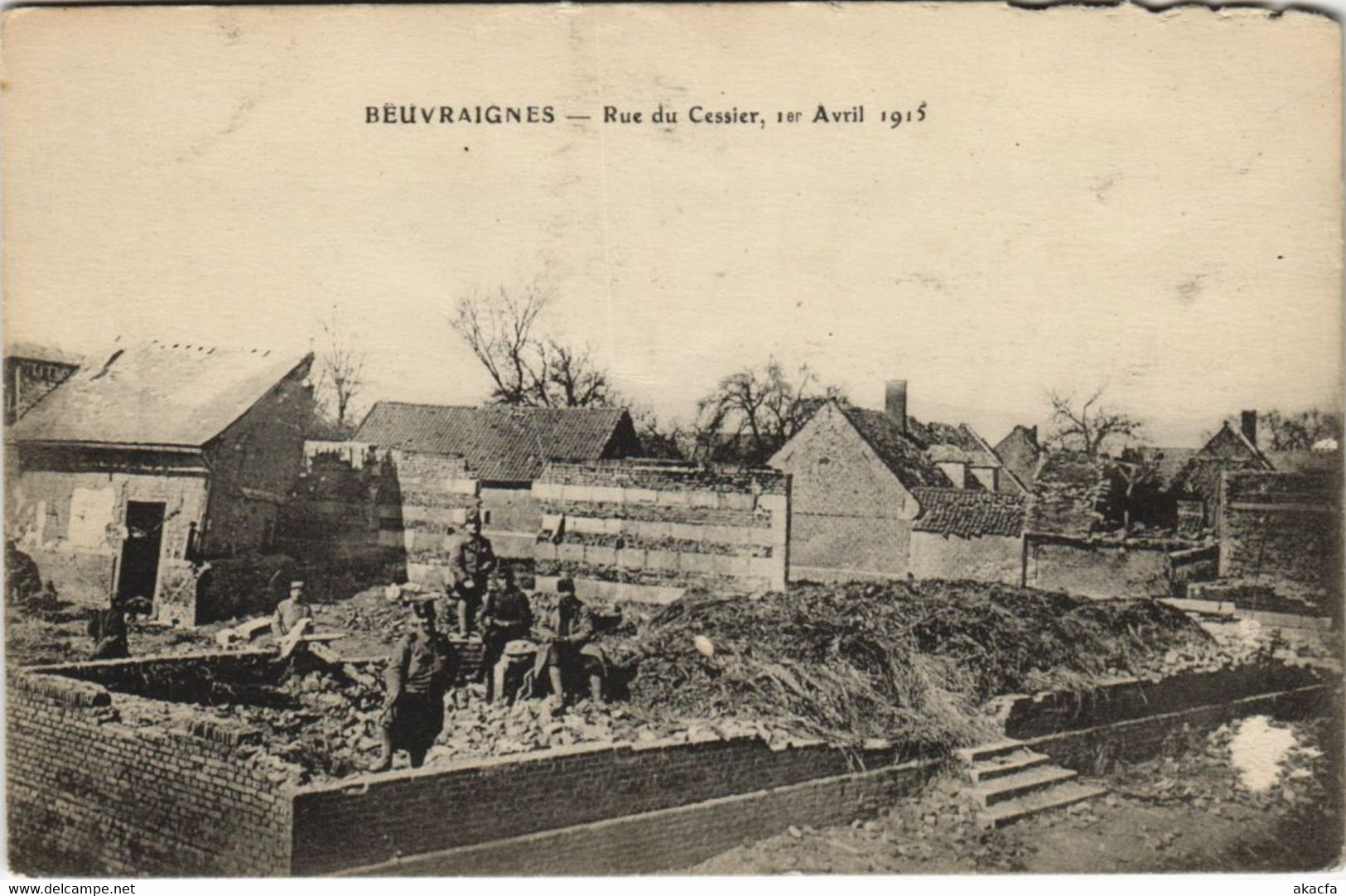 CPA Guerre BEUVRAIGNES Rue Du Cessier Soldats (25528) - Beuvraignes