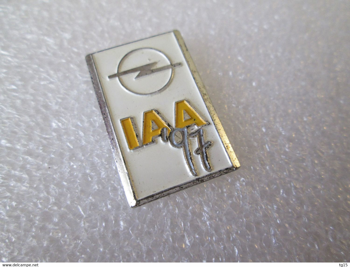 PIN'S    OPEL     IAA 97 - Opel