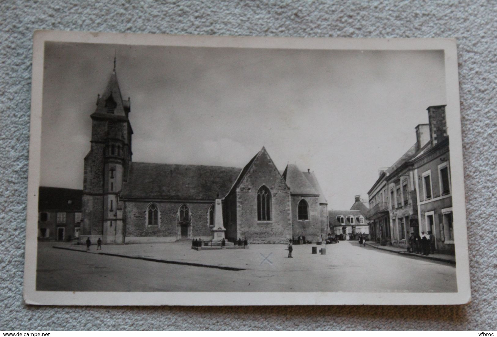 Cpsm, Marolles Les Braults, Place De L'église, Sarthe 72 - Marolles-les-Braults