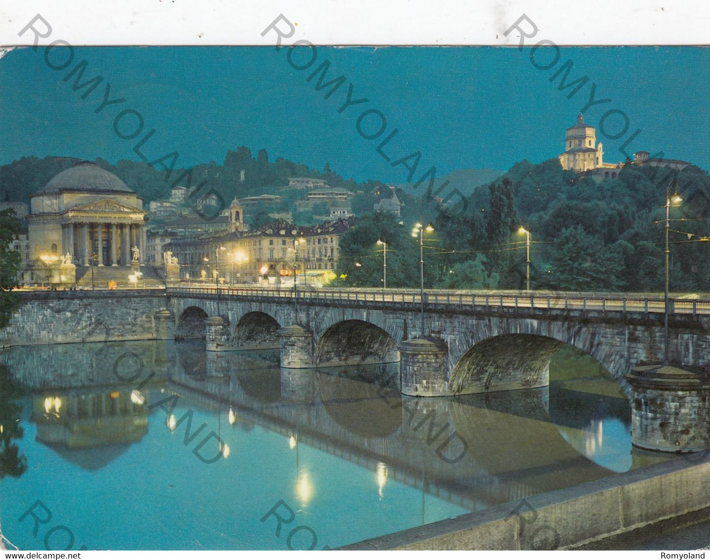 CARTOLINA  TORINO,PIEMONTE,DI NOTTE-CHIESA DELLA GRAN MADRE DI DIO,IL MONTE DEI CAPPUCCINI ED FIUME PO,VIAGGIATA 1970 - Palazzo Carignano