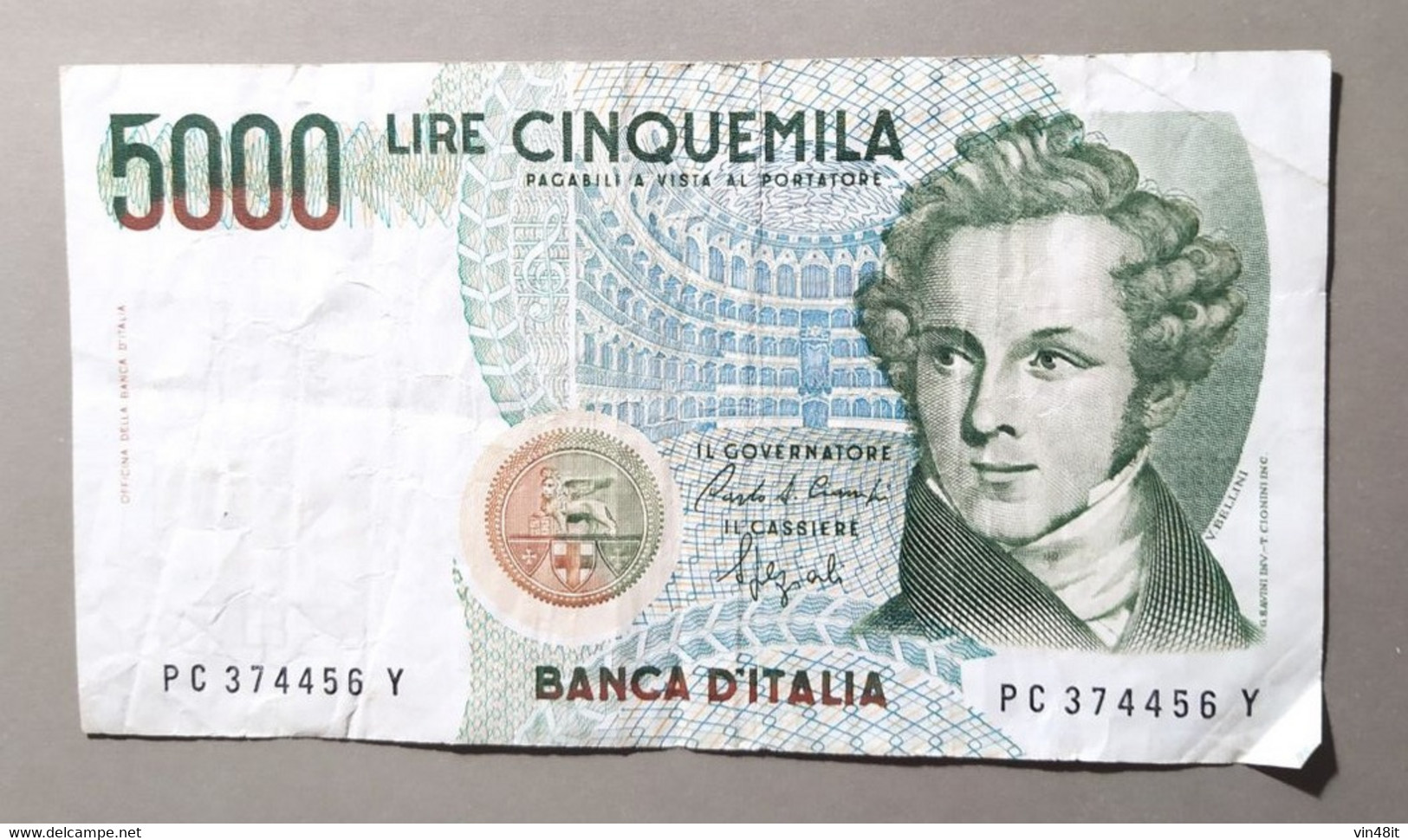 1985 -  ITALIA REPUBBLICA    - BANCONOTE DI LIRE  5.000 -  V. BELLINI   - USATA  - - 5000 Lire