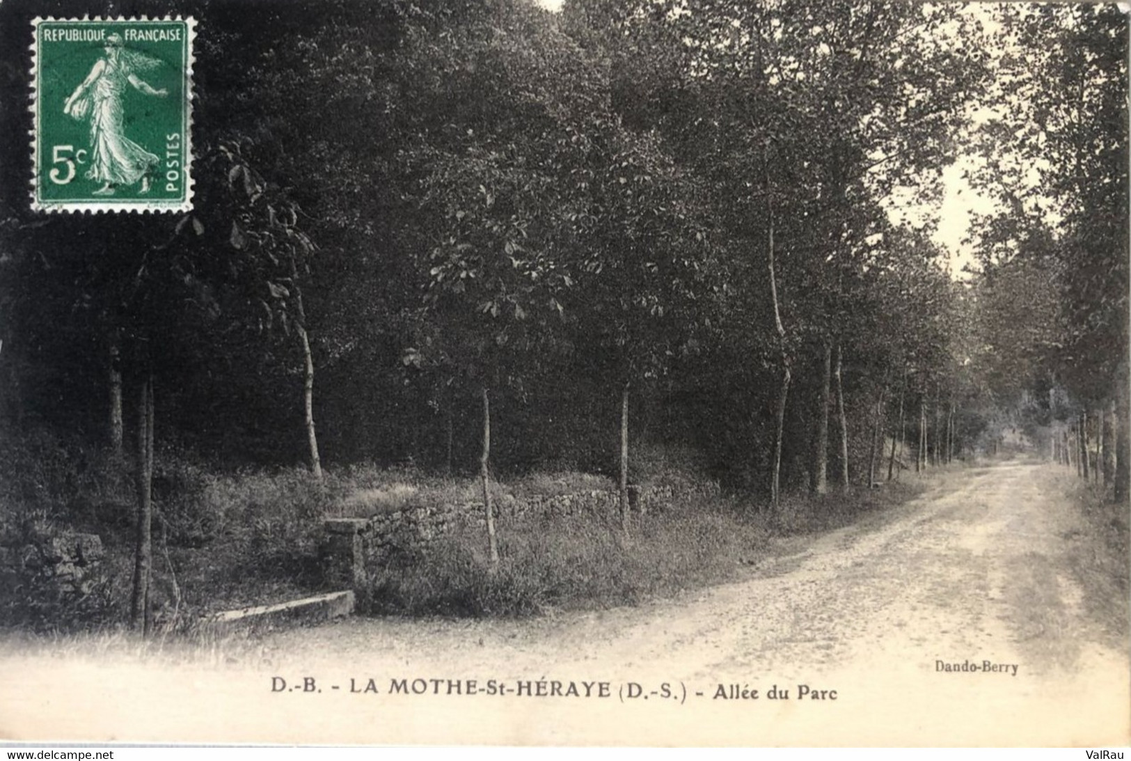 La Mothe-St-Héray - Allée Du Parc - La Mothe Saint Heray