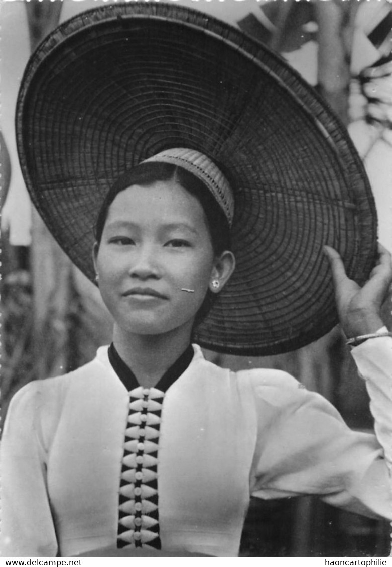 Laos Laotiens  Jeunesse Fiere  Femme Chapeau - Laos