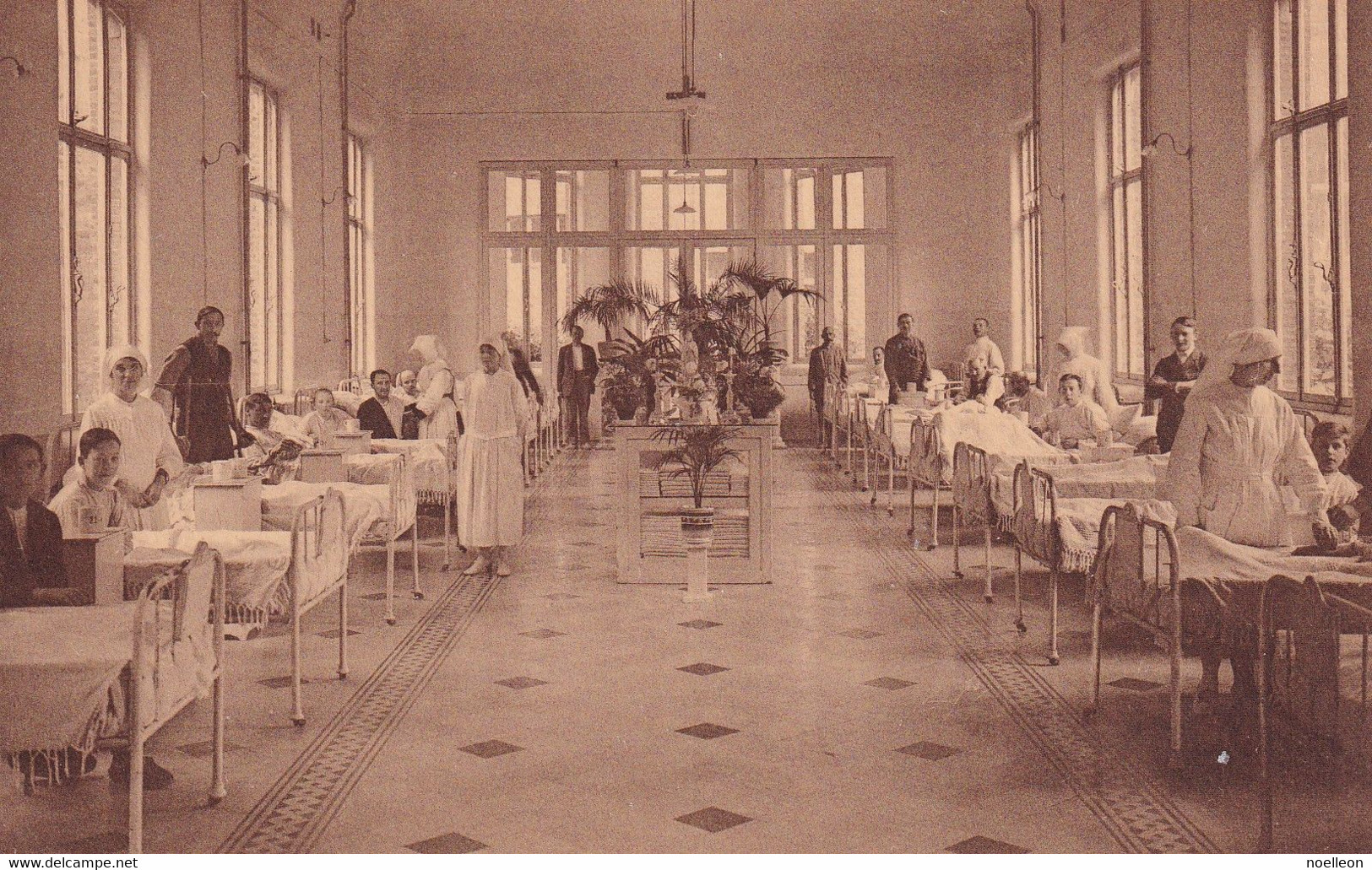 Bruxelles - Uccle - Institut Ste Elisabeth - Salle De Chirurgie - Santé, Hôpitaux