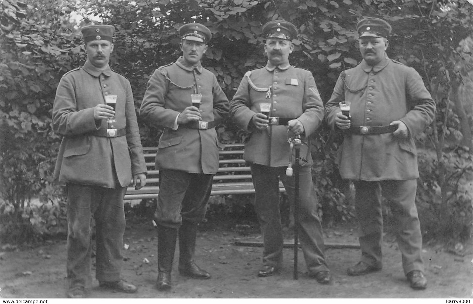 Fotokaart Deutsche Feldpost Photo Militairen Soldaten Uniform  Barry 8736 - War 1914-18