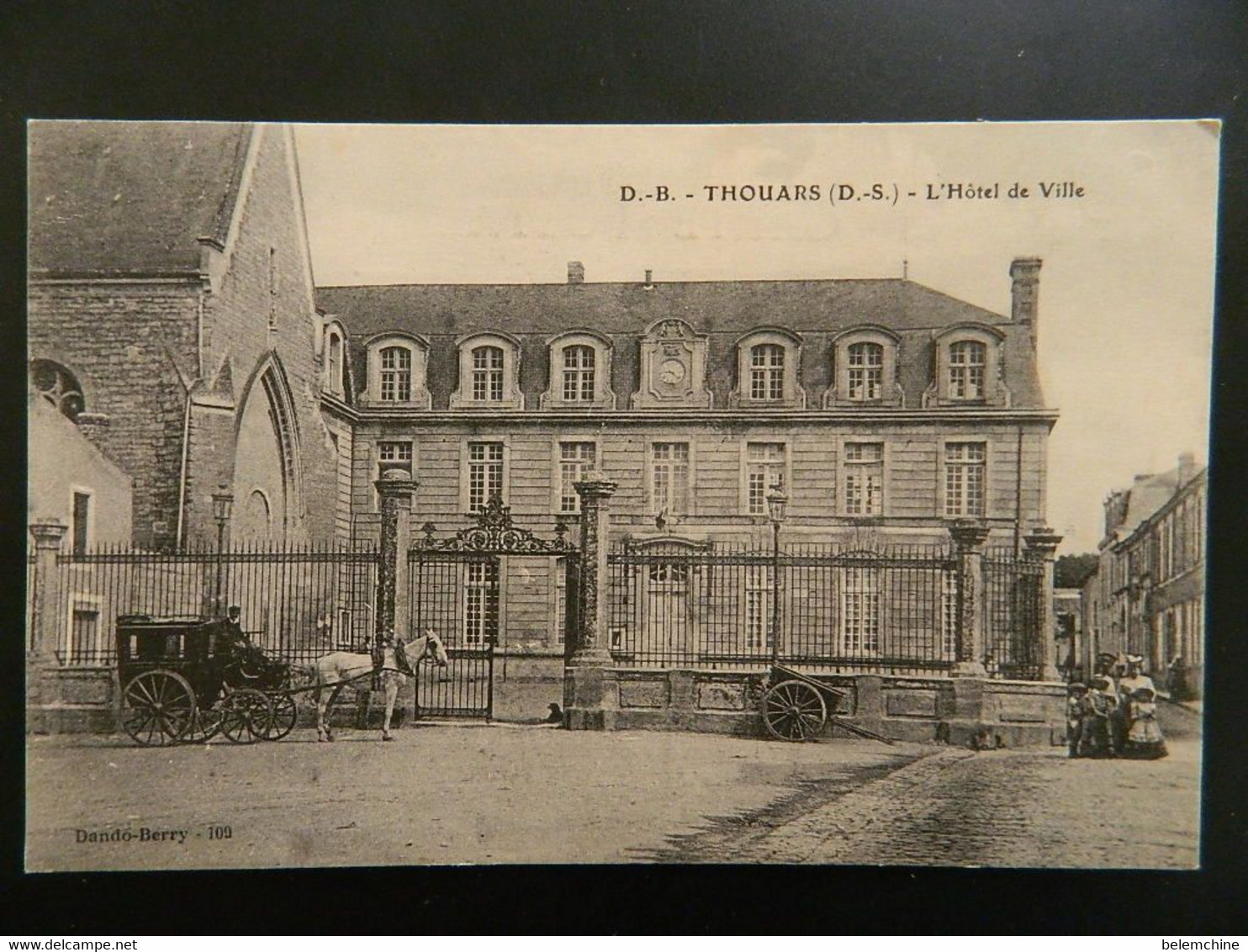 THOUARS                             L'HOTEL DE VILLE - Thouars