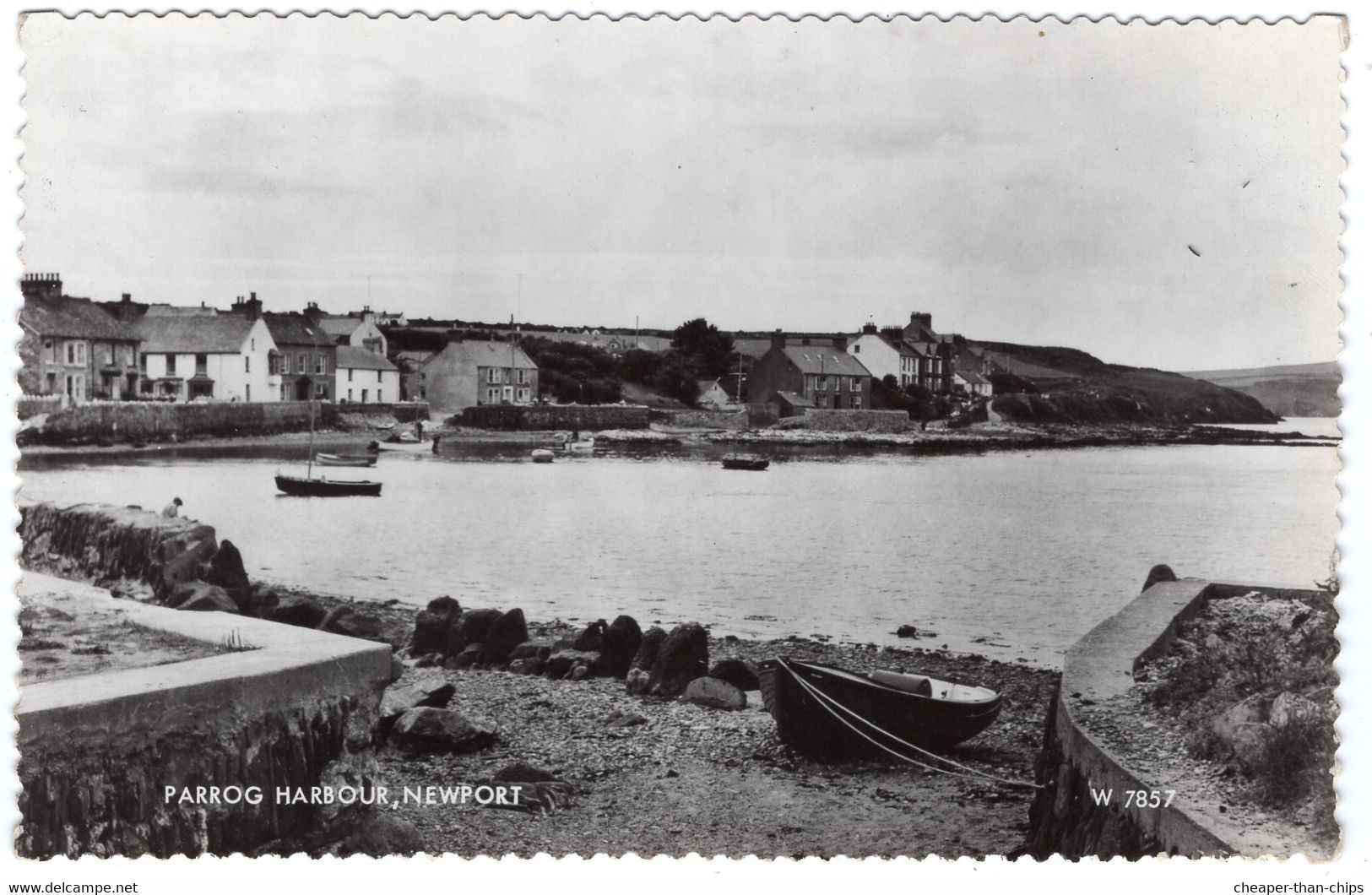 NEWPORT - Parrog Harbour - Valentine W.7857 - Pembrokeshire