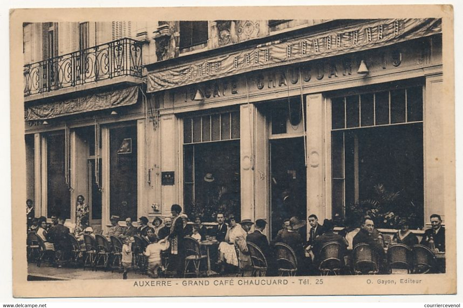 CPA - AUXERRE (Yonne) - Grand Café Chaucuard - Tel 25 - Affranchie 40c Marseillaise 1936 - Toucy