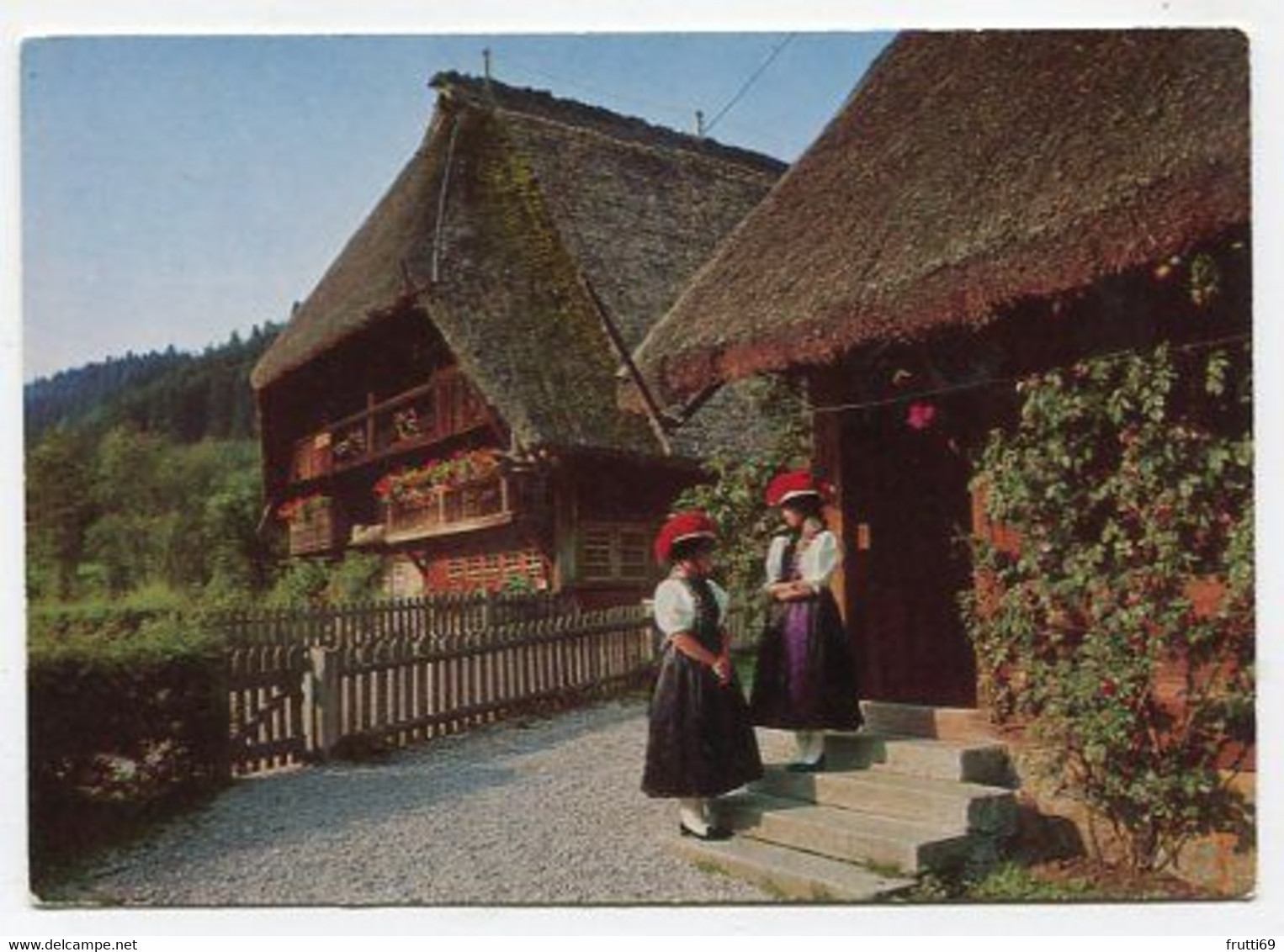 AK 028482 GERMANY - Gutach / Schwarzwaldb. - Freilichtmuseum Vogtsbauernhof - Gutach (Schwarzwaldbahn)