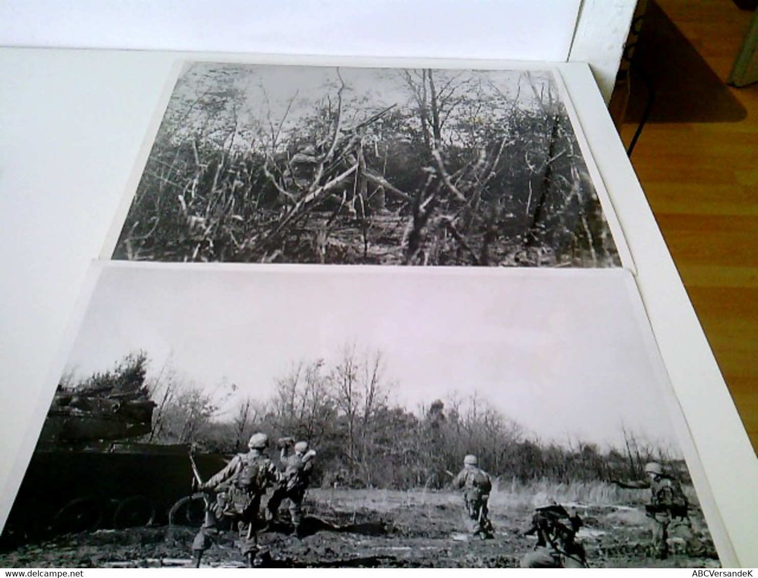 7 S/W-Fotografien: 1 Fotografie Einer Übung Von 1960 (25 X 20,5 Cm) Und 6 Fotografien Aus Dem 1. Weltkrieg: Am - Militär & Polizei