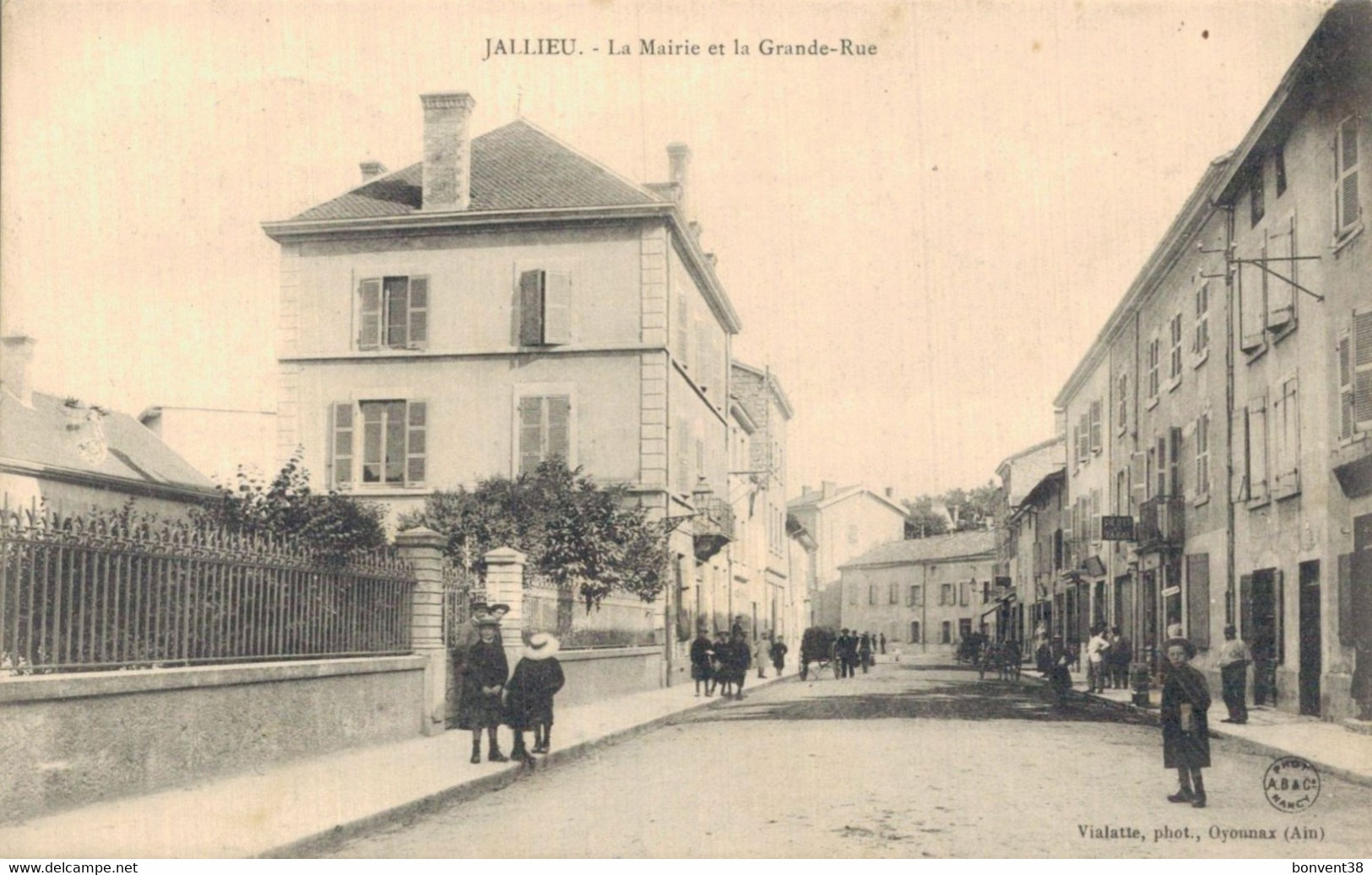 I1601 - JALLIEU - D38 - La Mairie Et La Grande Rue - Jallieu