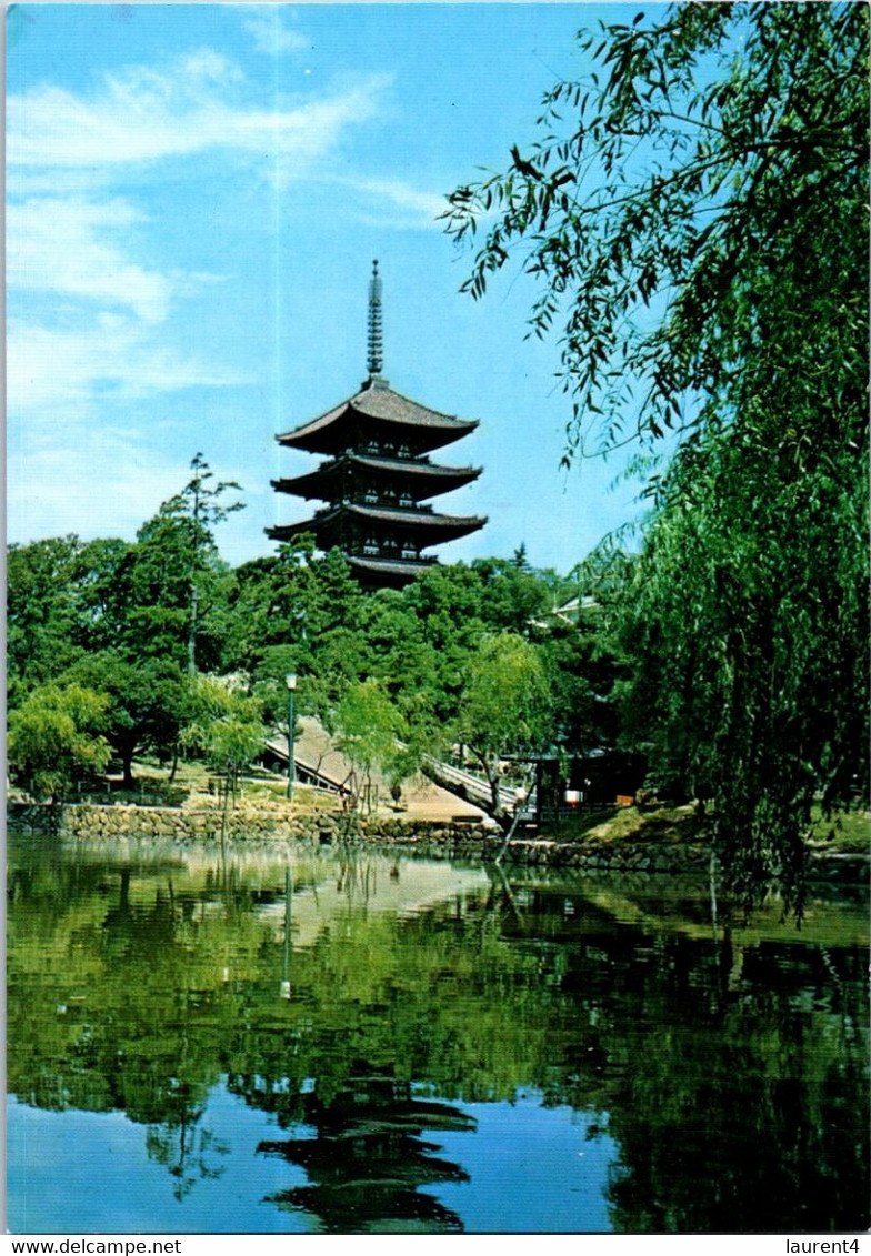 (1 F 29) Japan - Nara Temple & Pond - Buddhism