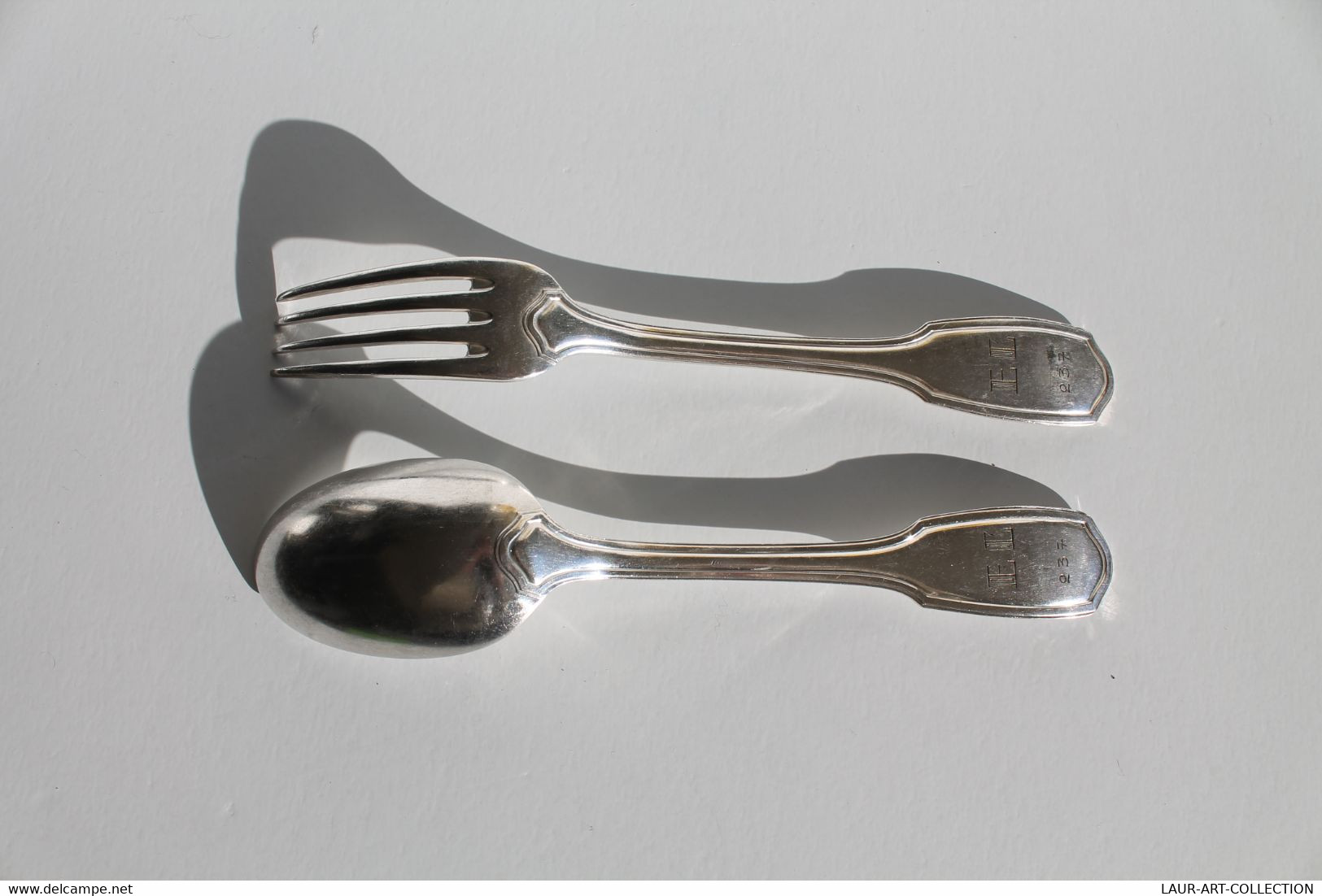 FOURCHETTE ET CUILLERE CHIFFRÉ EC 237 - METAL ARGENTÉ POINCON - SERVICE DE TABLE                    (050721.38) - Gabeln