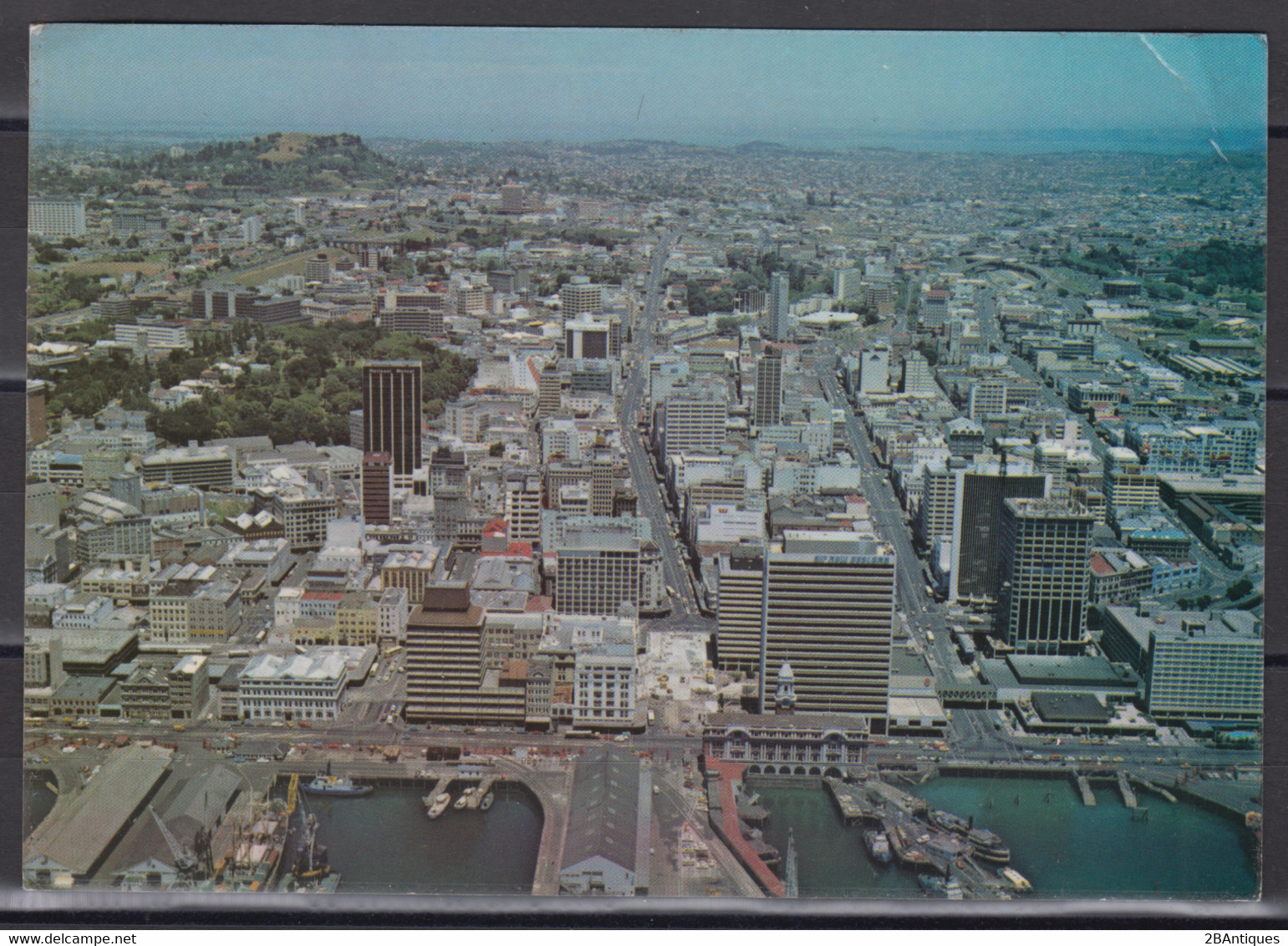 NEW ZEALAND 1970s - Postcard With 7 Stamps - Brieven En Documenten