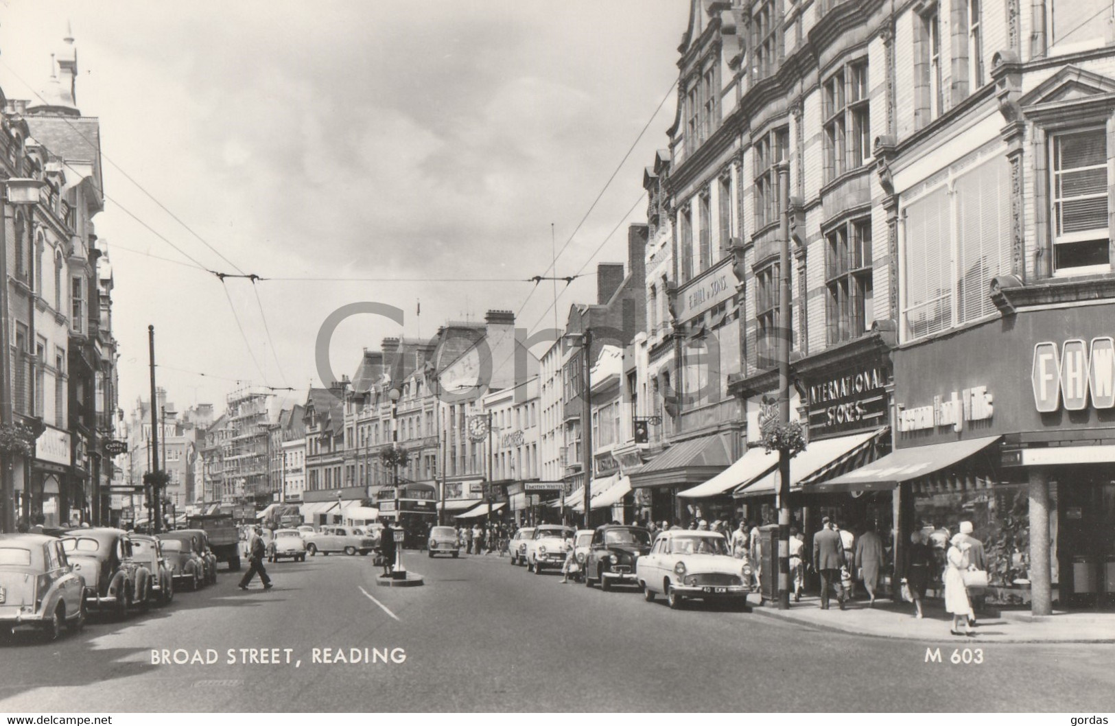 UK - England - Reading - Broad Street - Old Ime Car - Bus - Reading