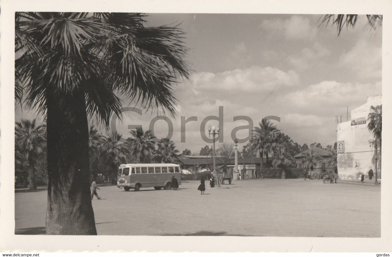 Spain - Huelva - Plaza Del Doce De Octubre - Old Time Bus - Andalucia - Huelva