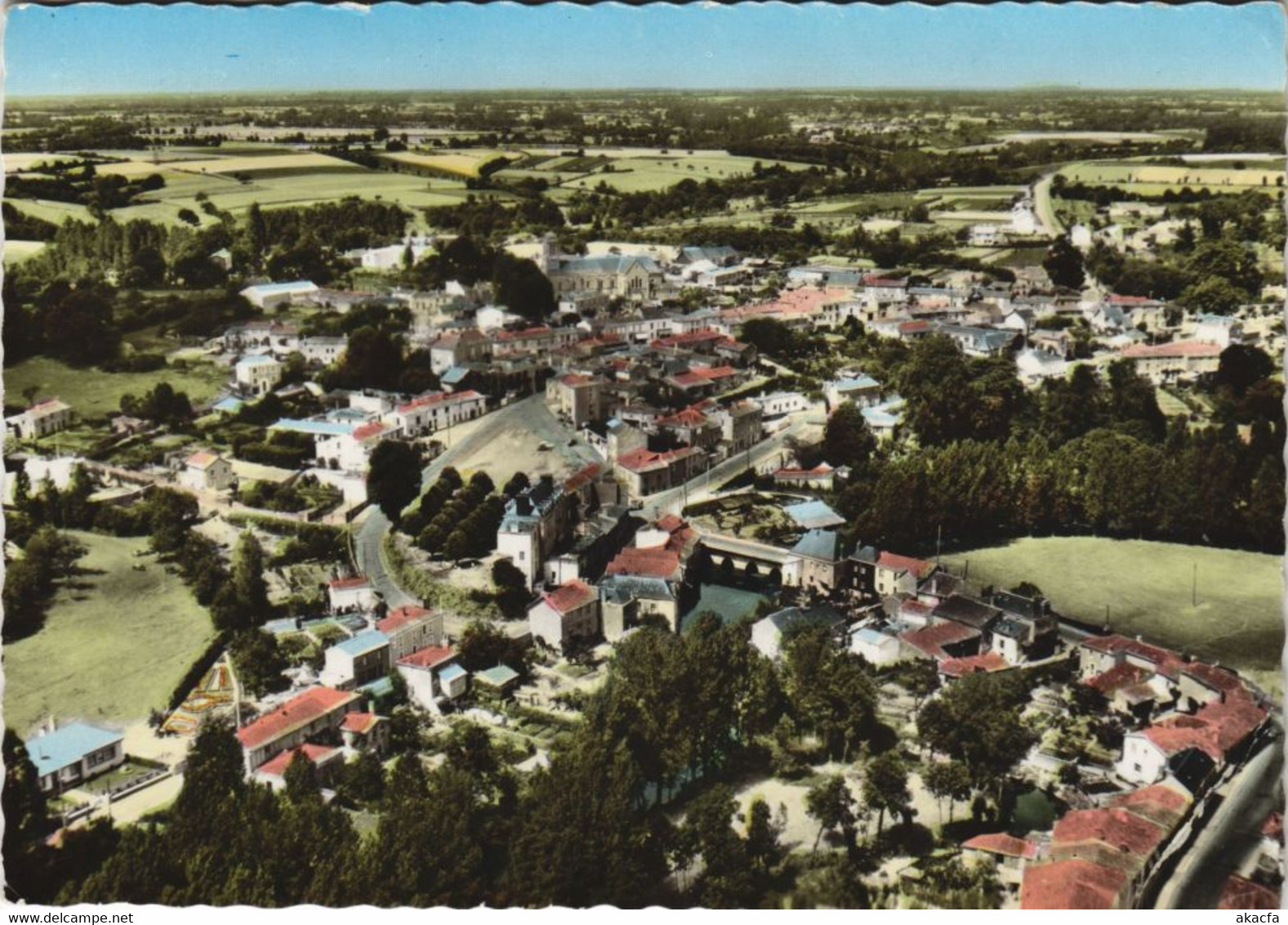 CPM MONTFAUCON Vue Panoramique (24688) - Montfaucon