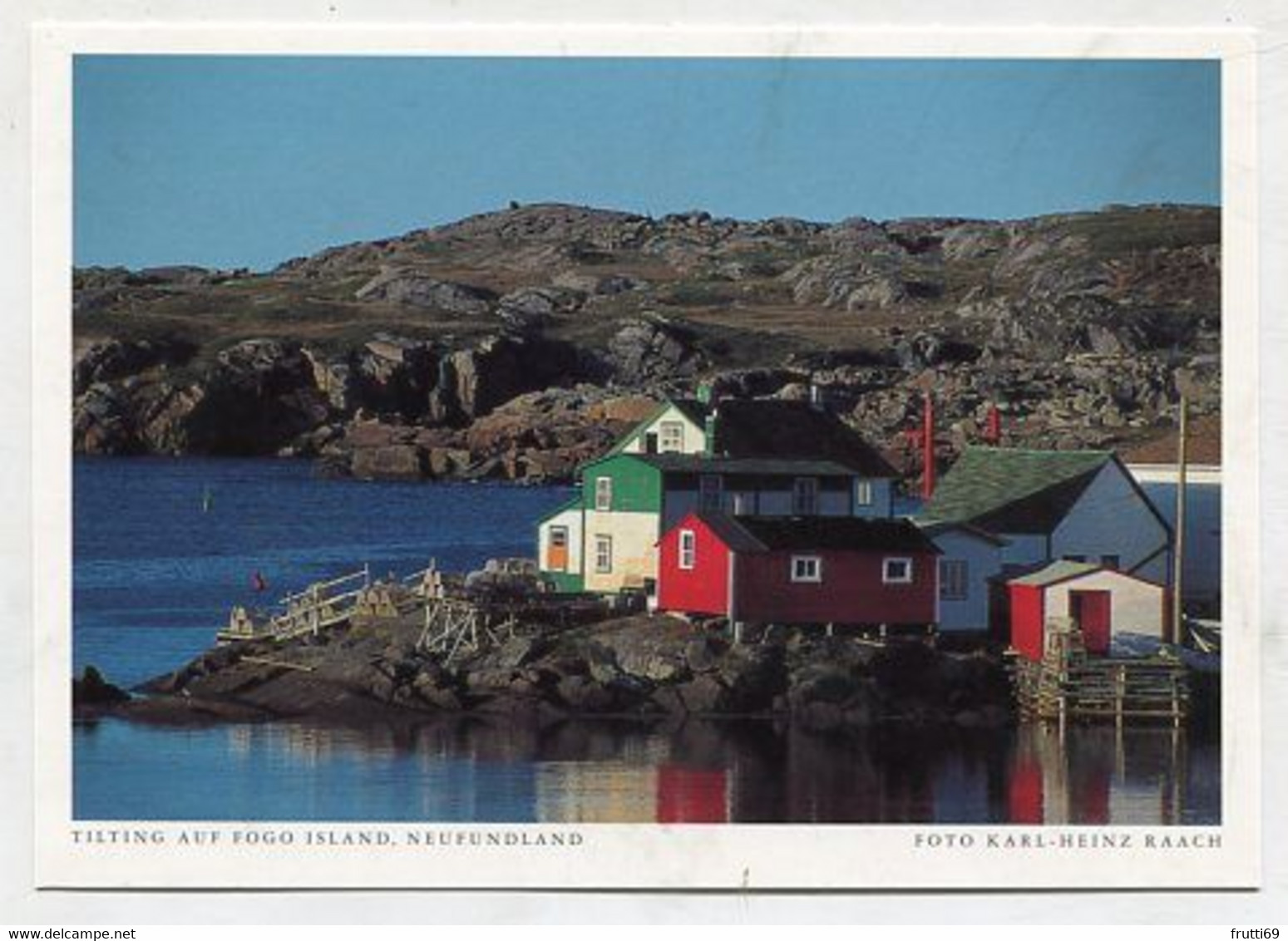 AK 029117 CANADA - Newfoundland - Tilting Auf Fogo Island - Altri & Non Classificati