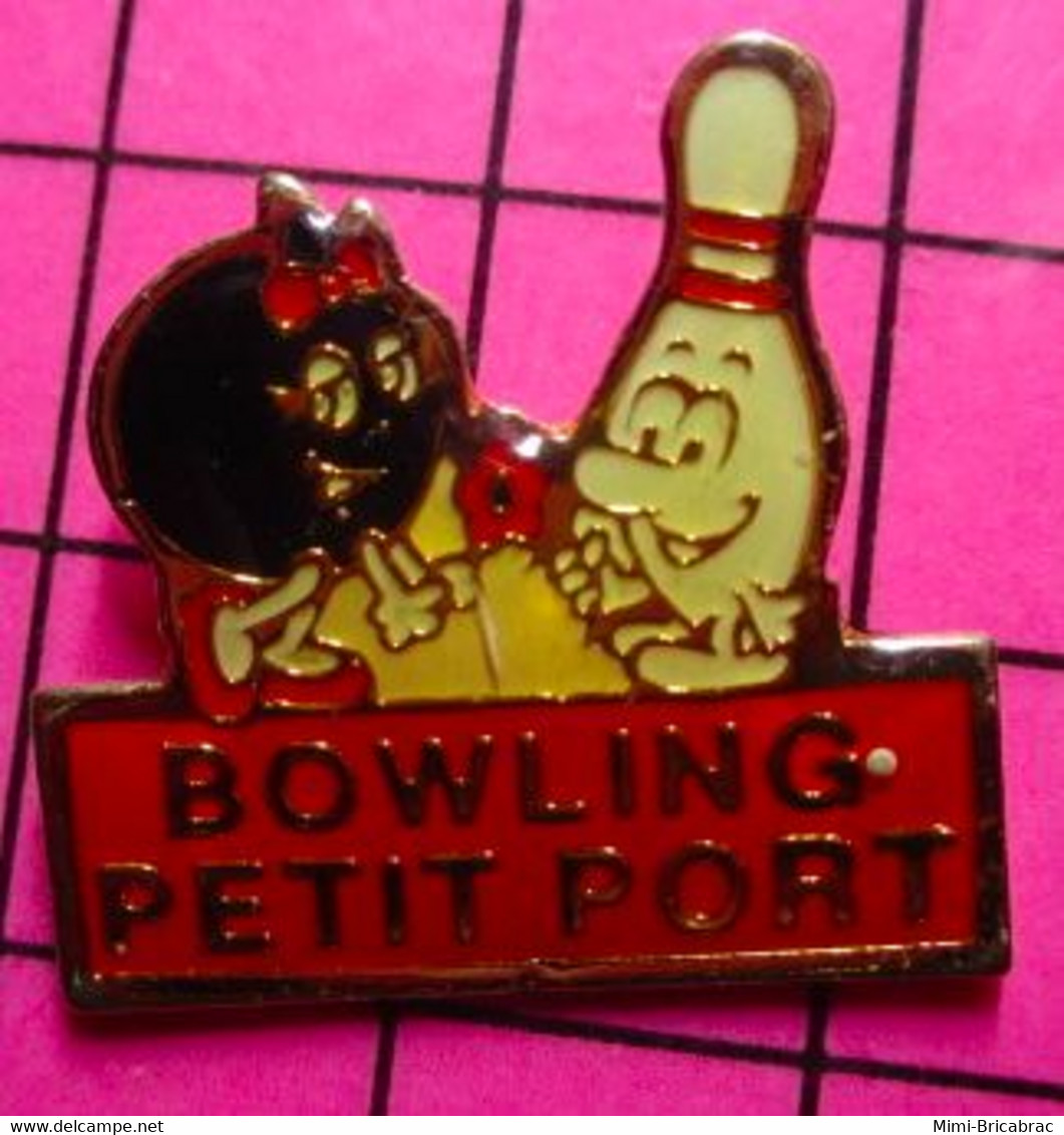 422 Pin's Pins / Beau Et Rare / THEME : SPORTS / BOWLING PETIT PORT - Bowling