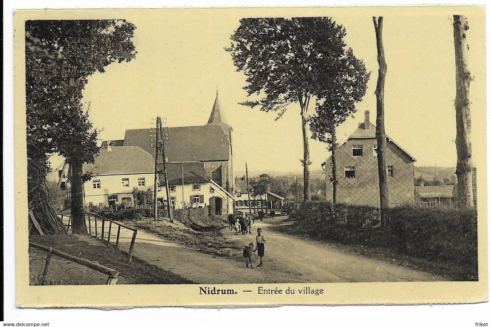- 2141 -   NIDRUM (Butgenbach) Entrée Du Village - Bütgenbach