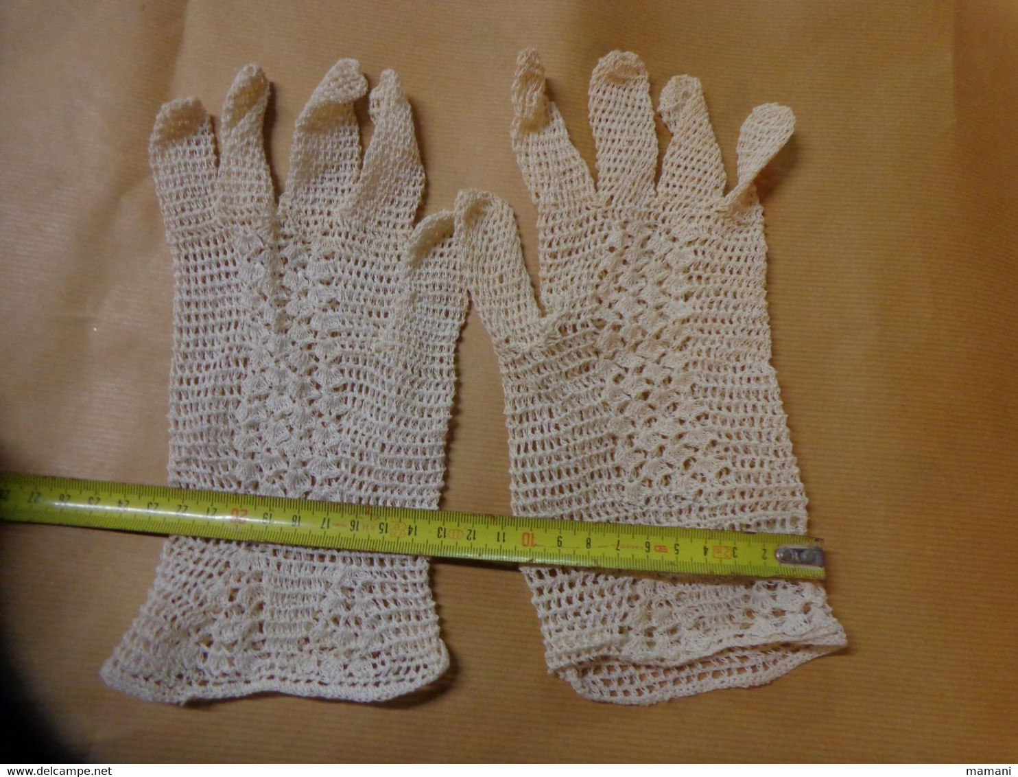 Paire De Gants - Andere & Zonder Classificatie