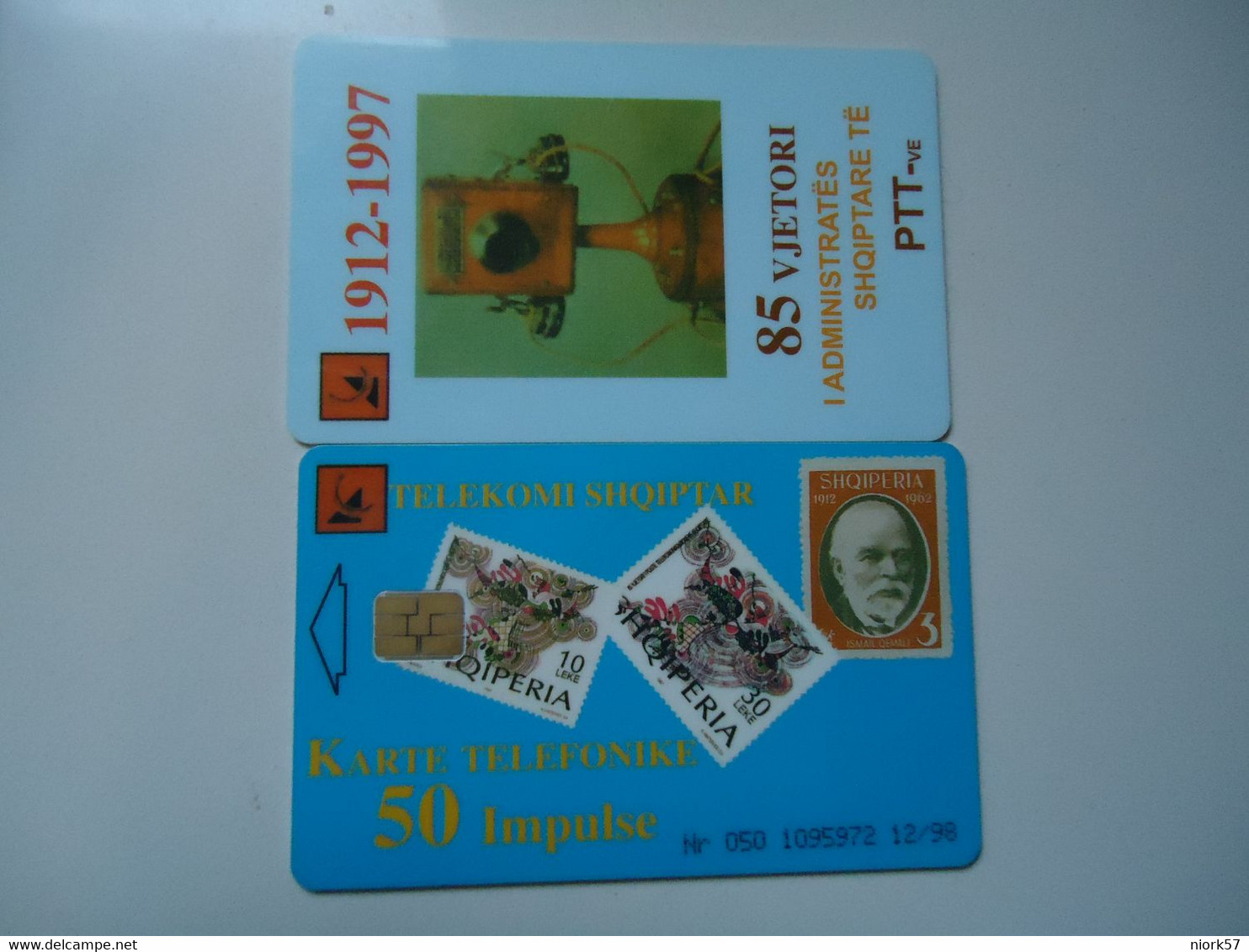 ALBANIA   USED     PHONECARDS  TELEPHONES AND STAMPS - Albanien