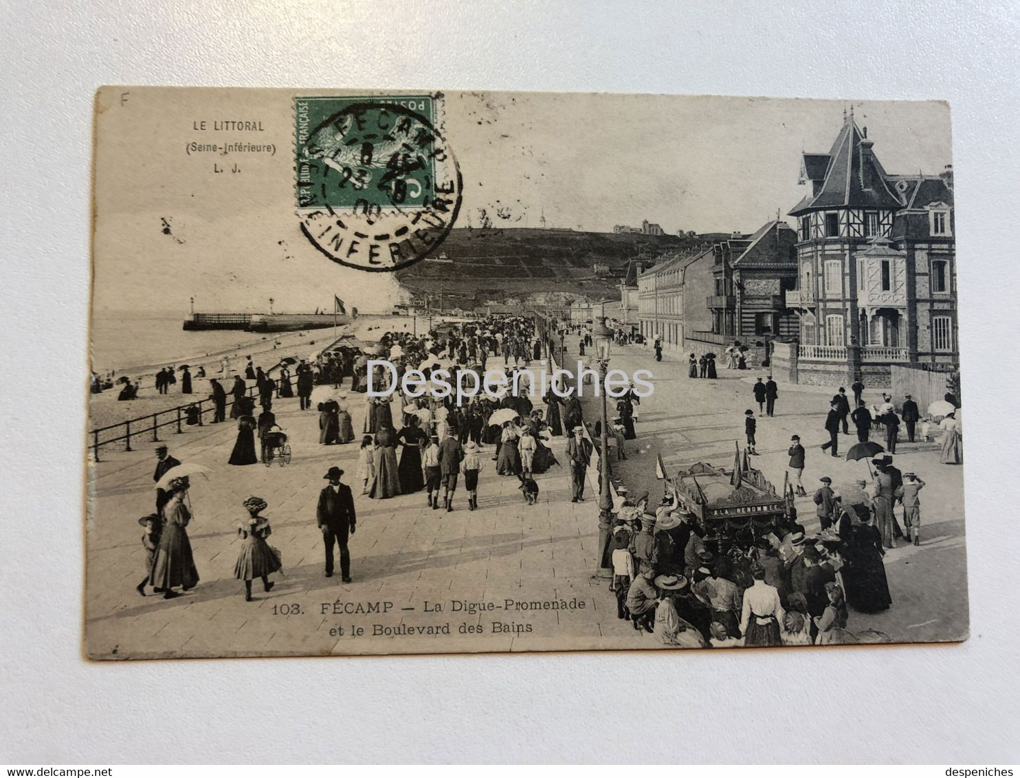 76400 Fécamp - La Digue Promenade Et Le Boulevard Des Bains - Très Animée - 1909 -  Carte Circulée Timbre 5ctmes - Fécamp