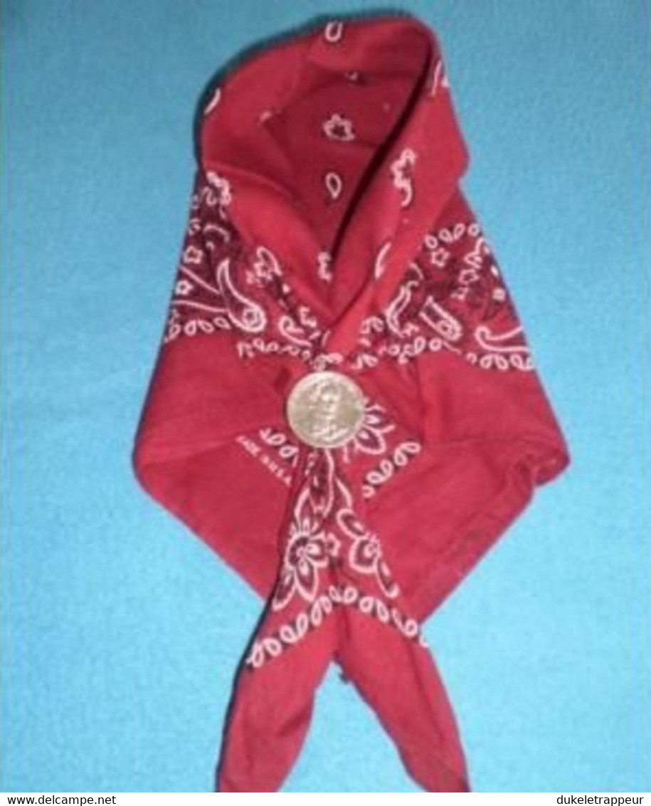 Noeud De Cravate (foulard) Avec La Médaille Du Congrès Américain Pour "John WAYNE" ! Collection !!! - Sonstige & Ohne Zuordnung