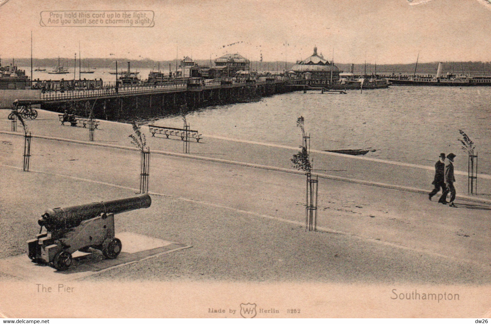 The Pier And The Canon, Southampton - Made By WH, Berlin N° 3252 - Southampton