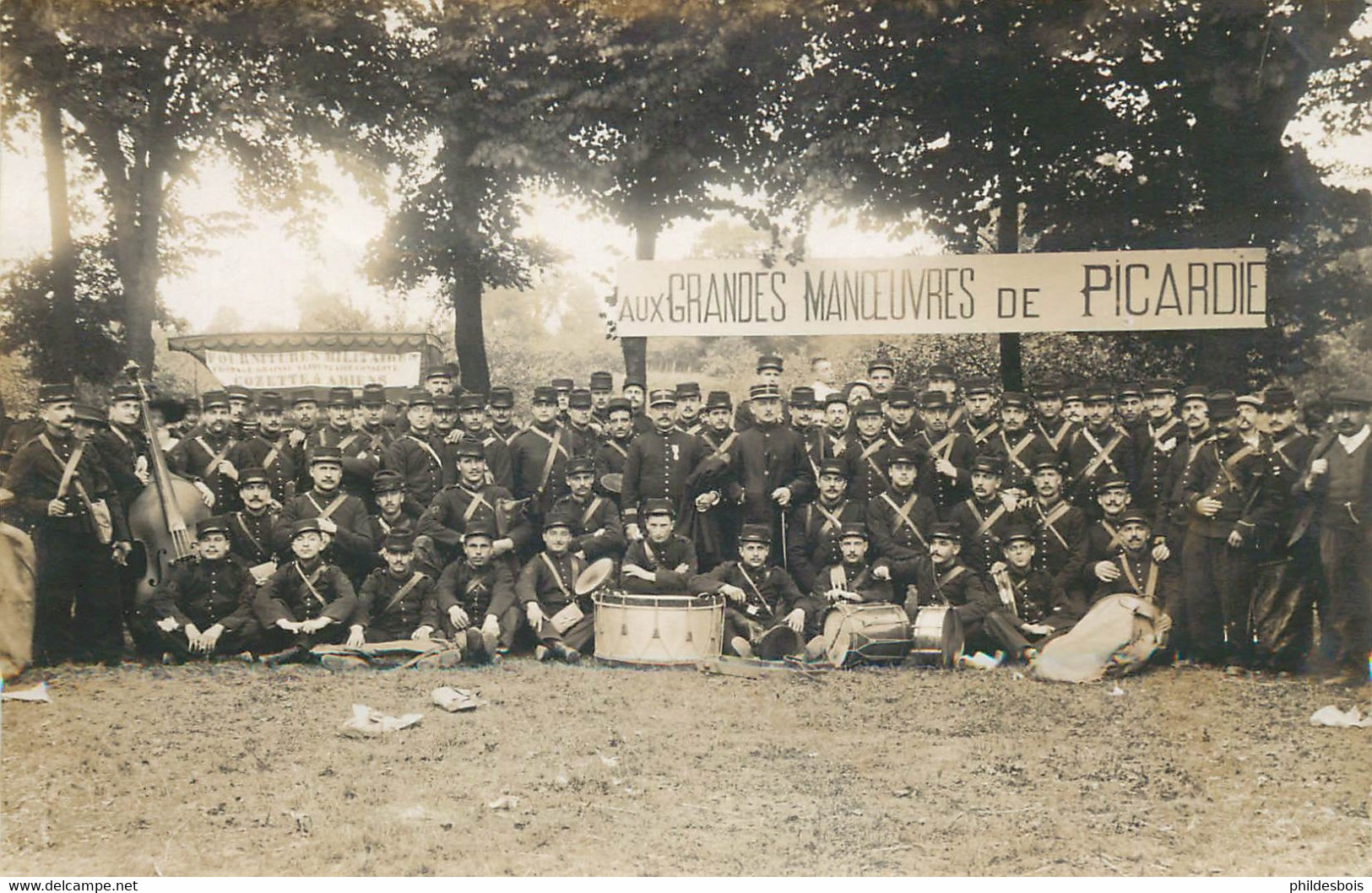 MILITAIRE ( Carte Photo ) AUX GRANDES MANOEUVRES De PICARDIE - Manoeuvres