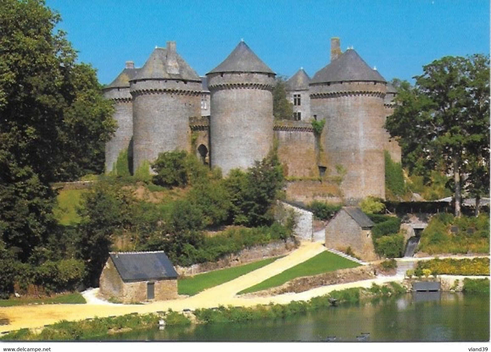 Lassay - Le Château Féodal (XIe Et XVe S.) - Lassay Les Chateaux